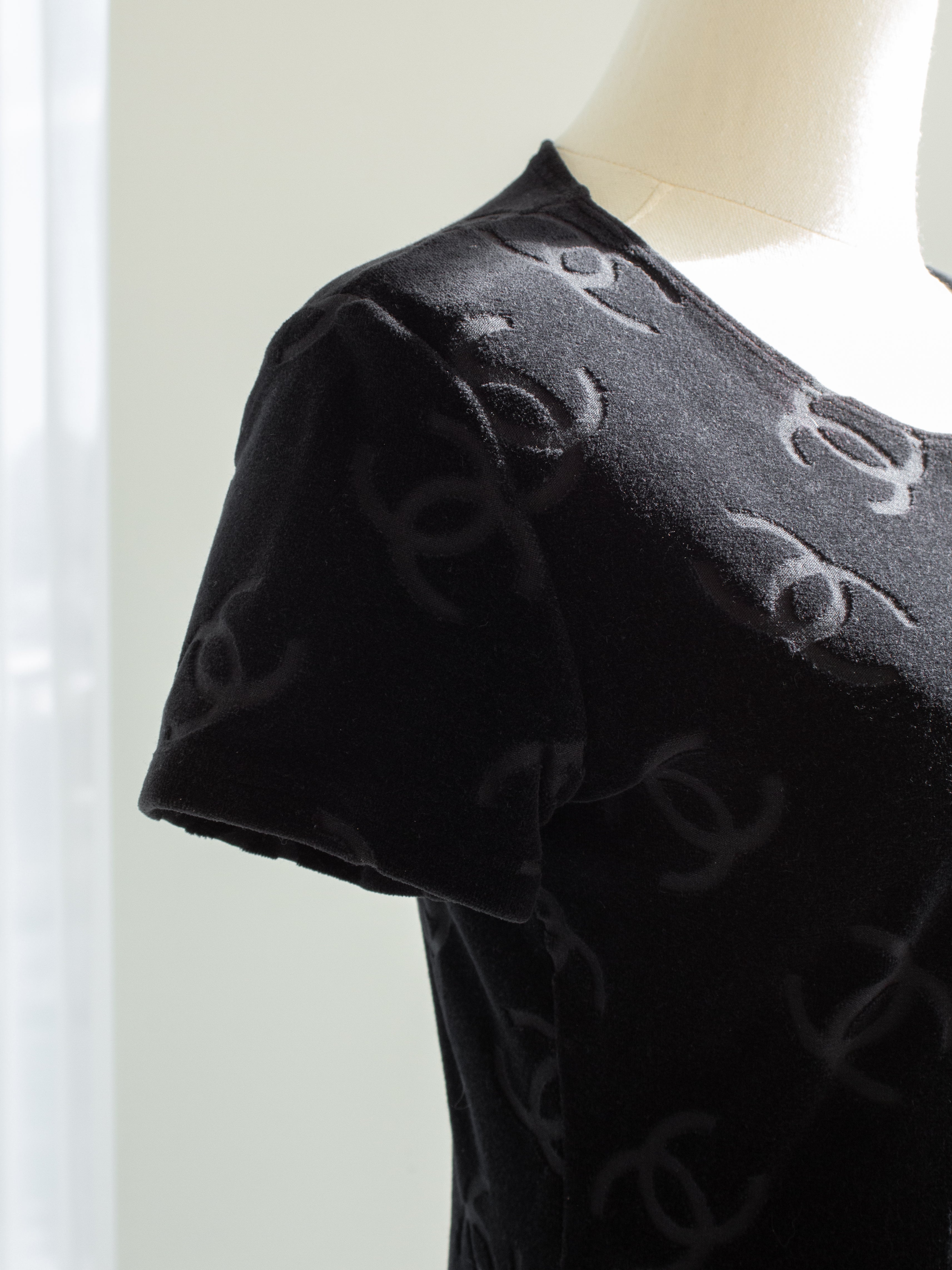 Chanel Vintage S/S1996 Black CC Logo Velour 96P LBD Mini Dress