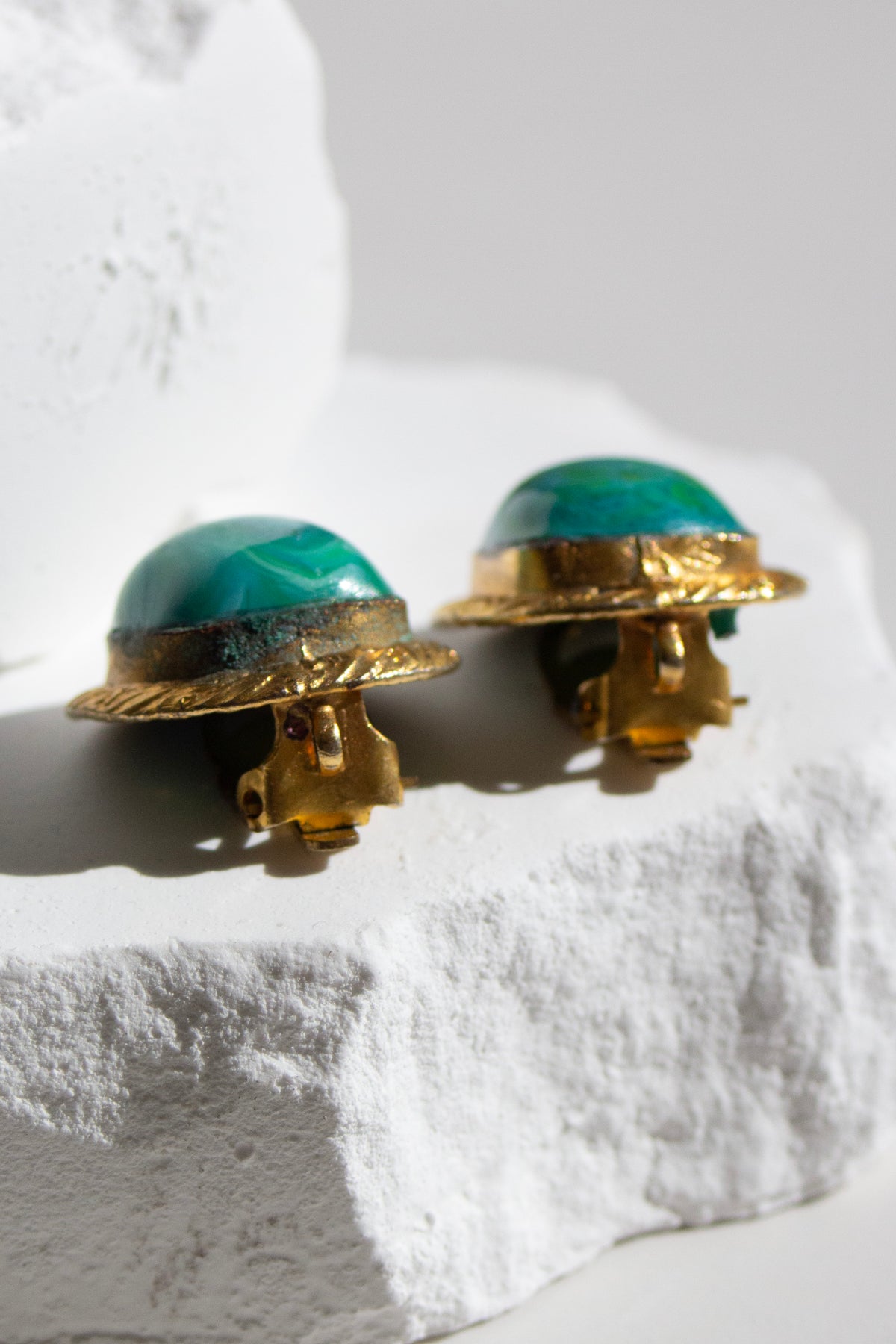 Attributed to Chanel Vintage Gold-Tone Turquoise Pâte de Verre Glass Clip-On Earrings