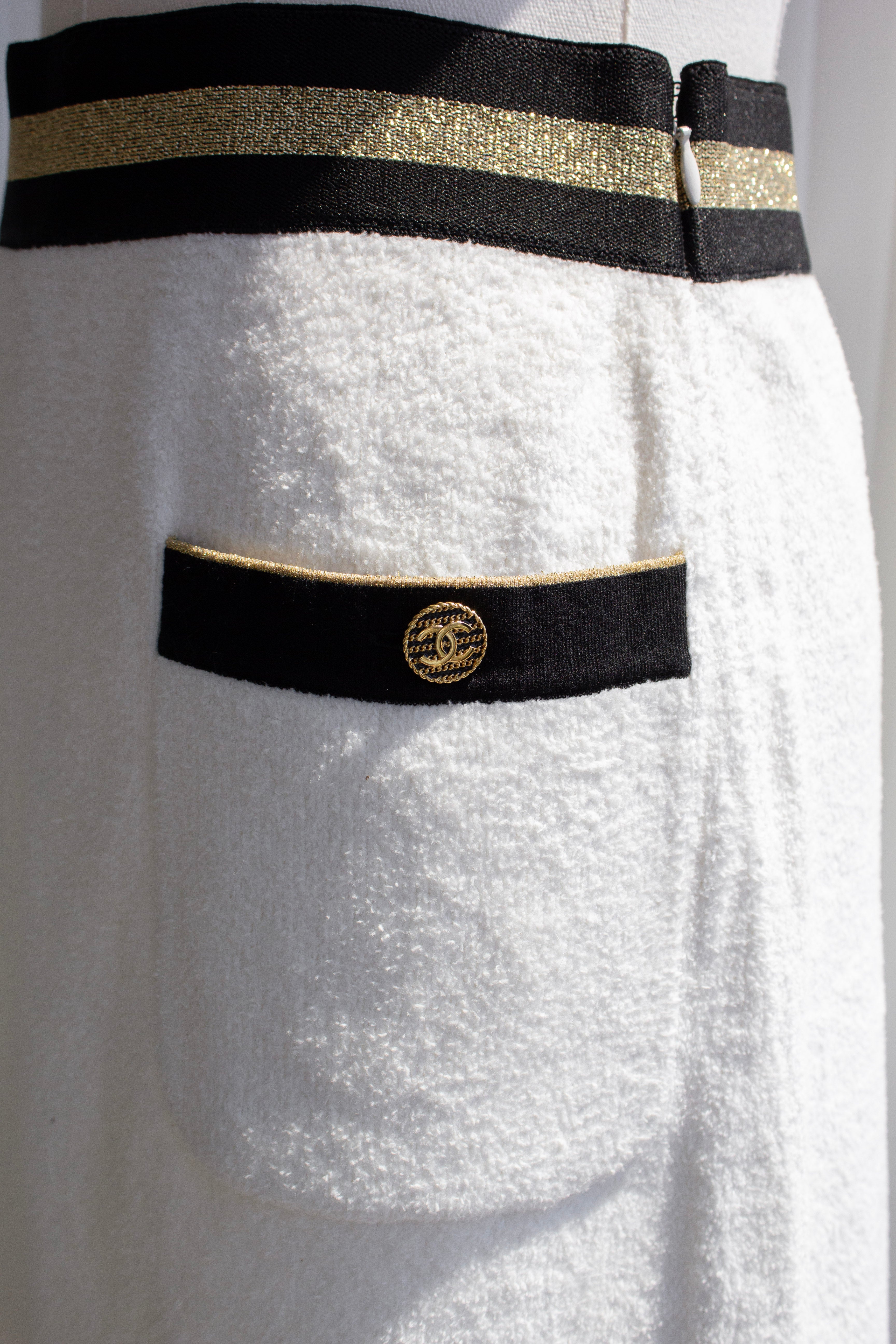 Chanel Cruise 2019 White Black Gold Terrycloth 19C Mini Skirt