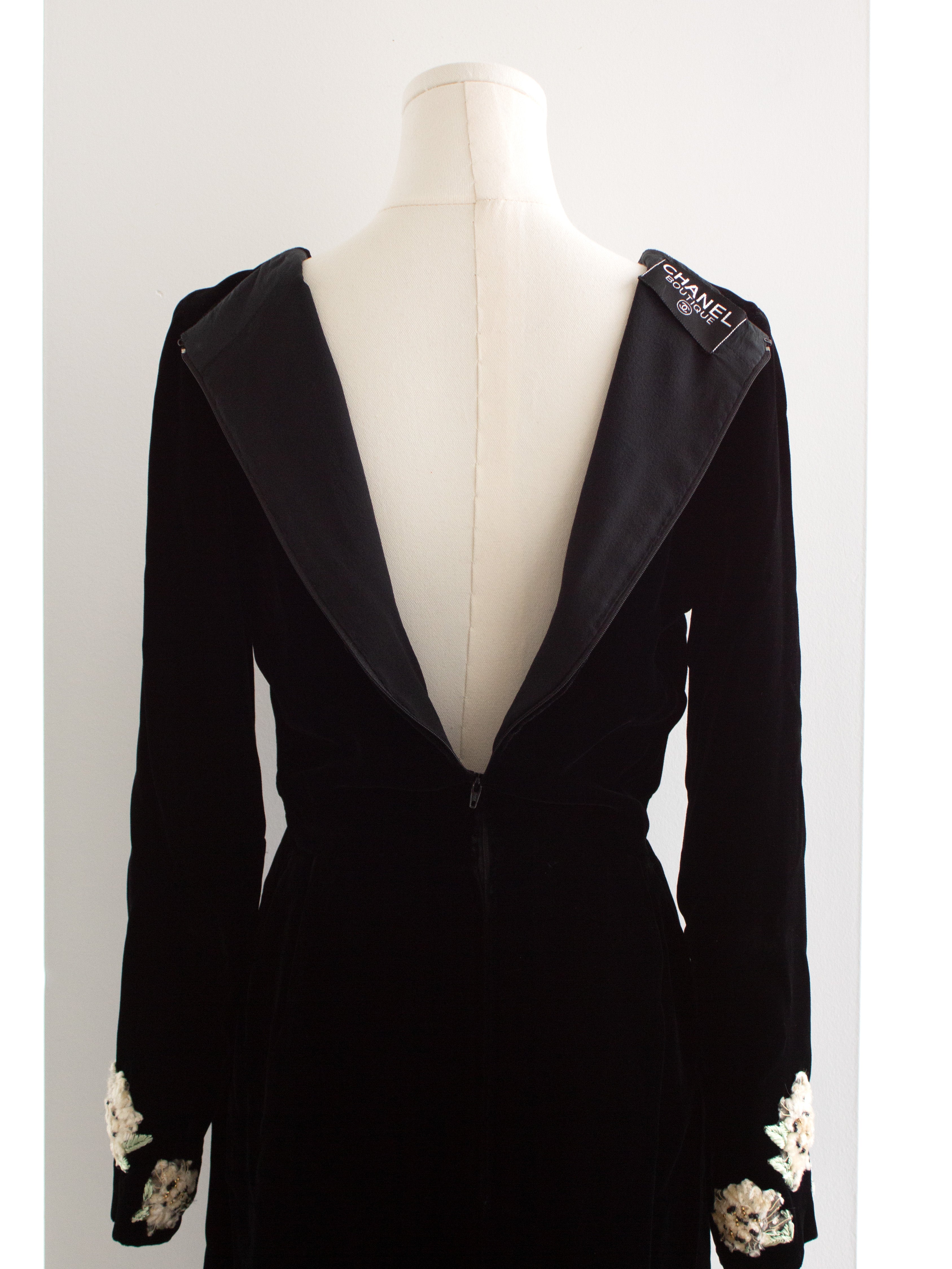 Chanel Vintage F/W 1988 Black Velvet Edelweiss Flower Embroidered Mini Dress