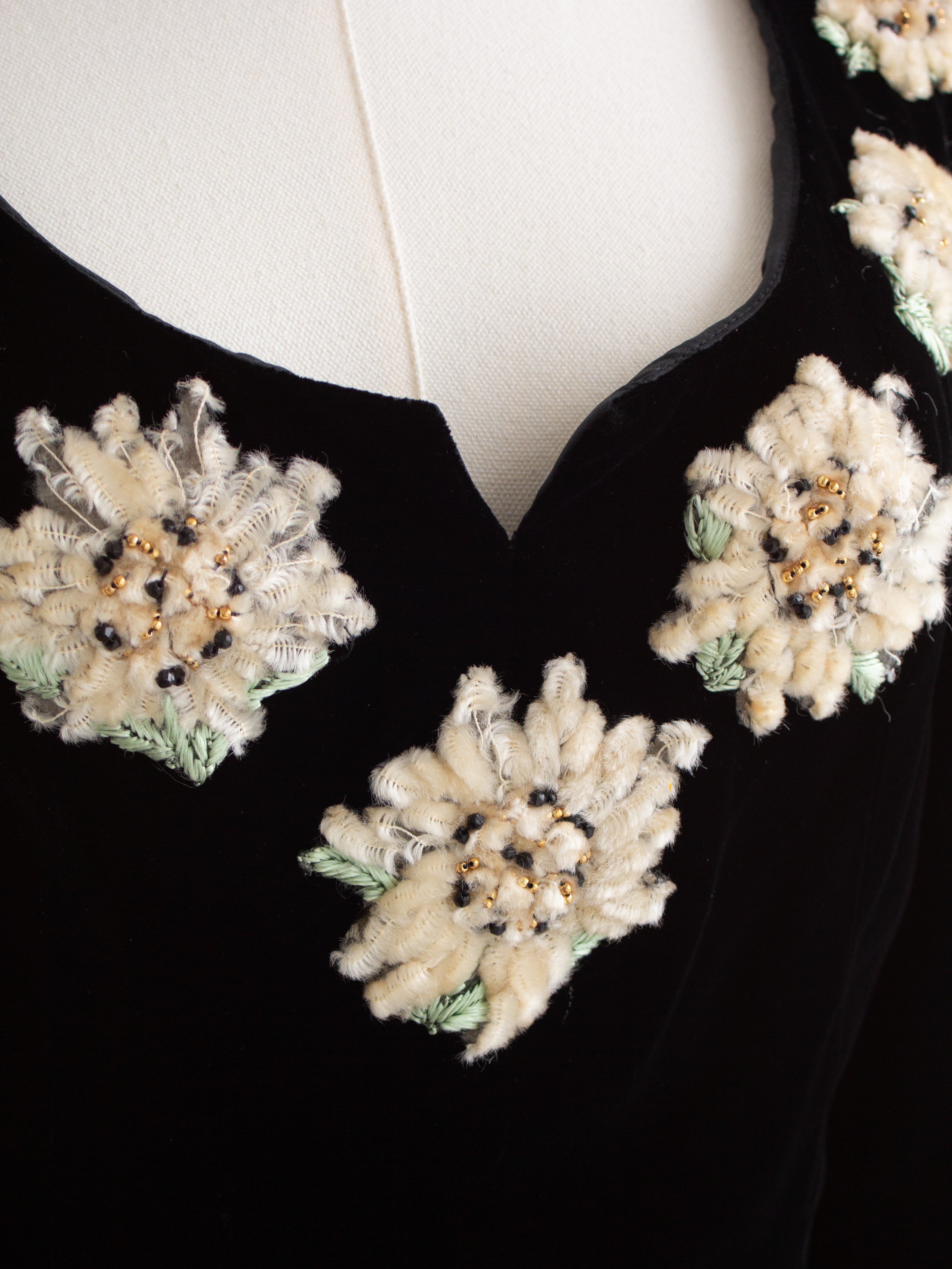 Chanel Vintage F/W 1988 Black Velvet Edelweiss Flower Embroidered Mini Dress
