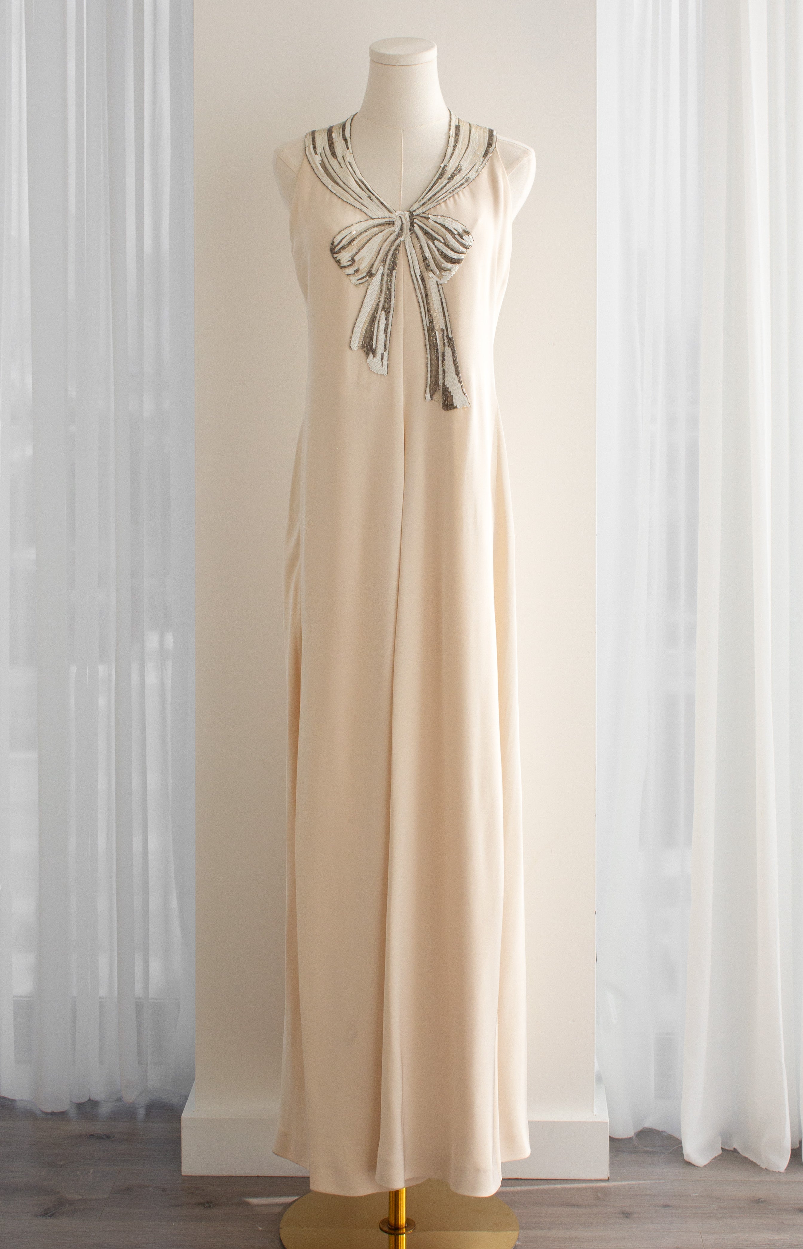 Chanel Haute Couture S/S 1979 Ivory Embellished Bow Evening Gown 2pcs Ensemble