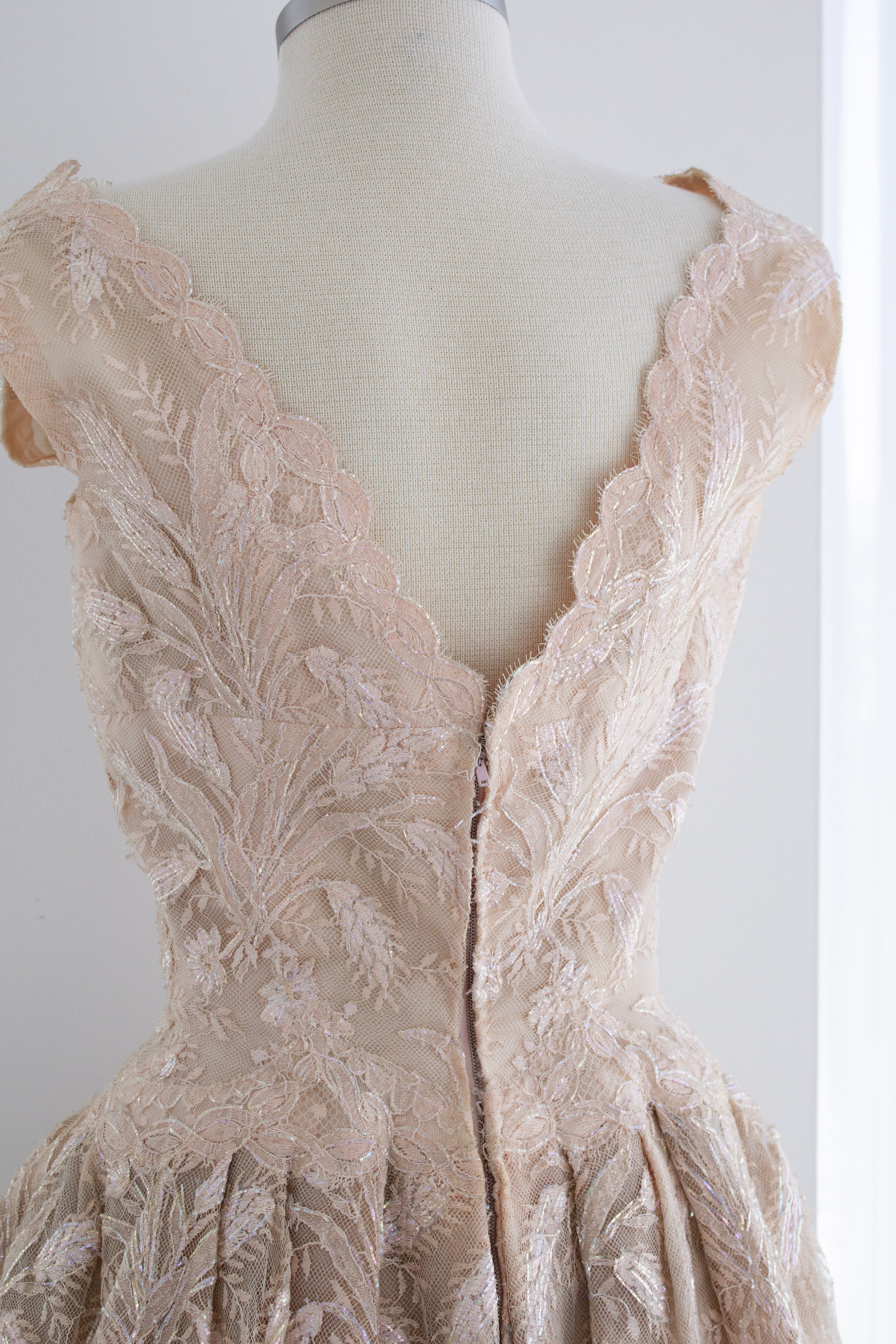Chanel Haute Couture S/S 1960 Blush Pink Lace Wheat Dress