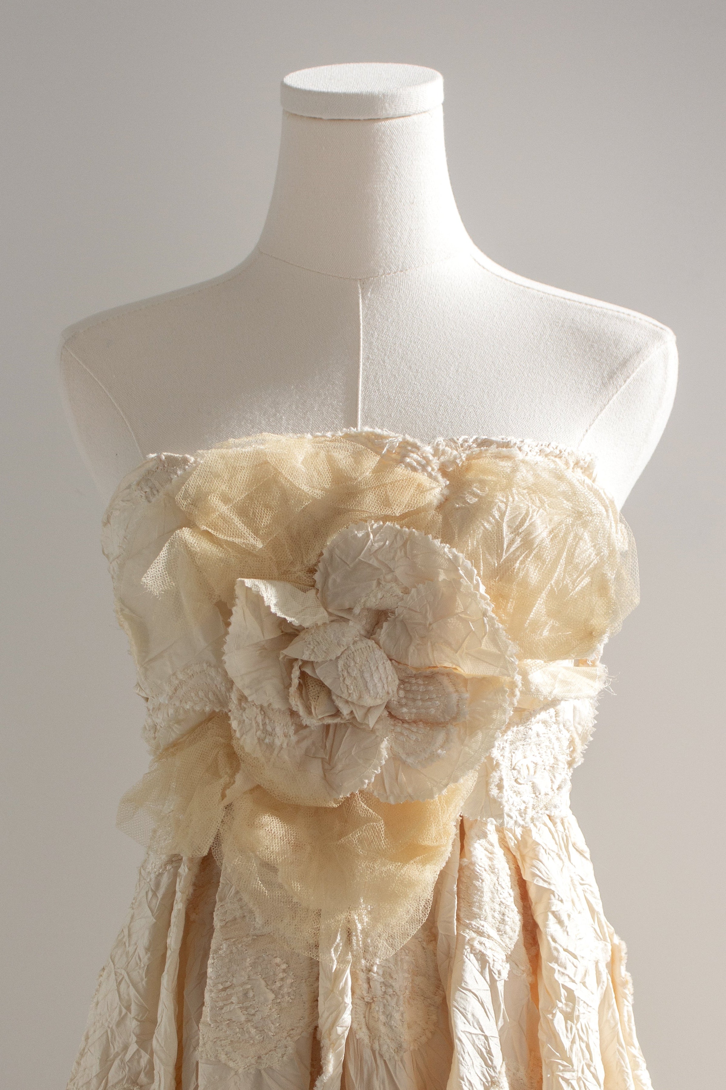 Chanel S/S 2006 Bride Camellia Ivory White 06P Evening Wedding Gown
