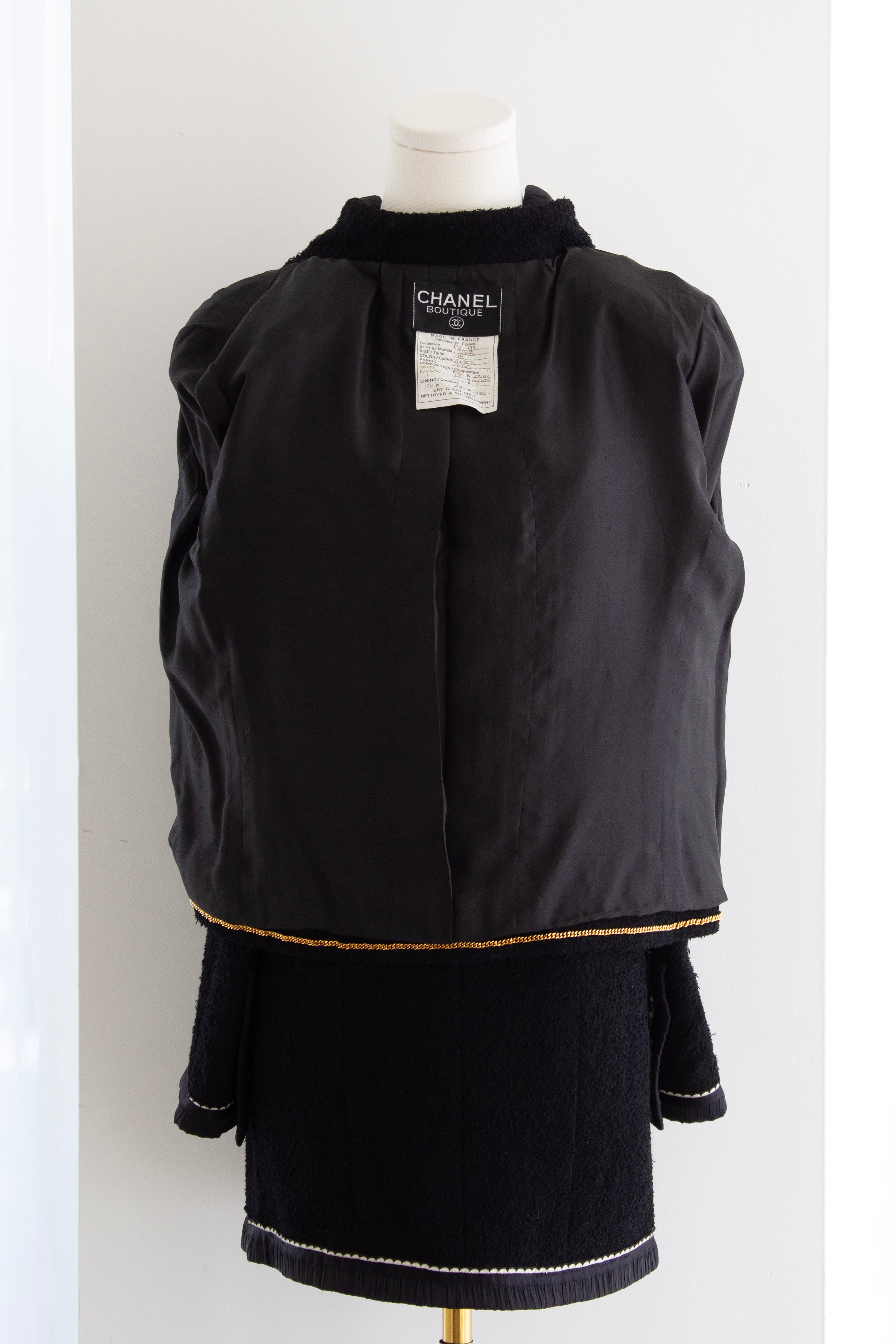 Chanel Vintage S/S1994 Black Navy Blue Logo Bow 94P Jacket Skirt Suit