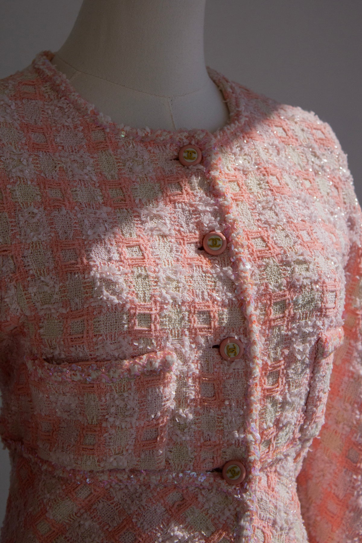 Chanel Vintage S/S 1995 Pink Sequin Tweed Barbie 95P Suit