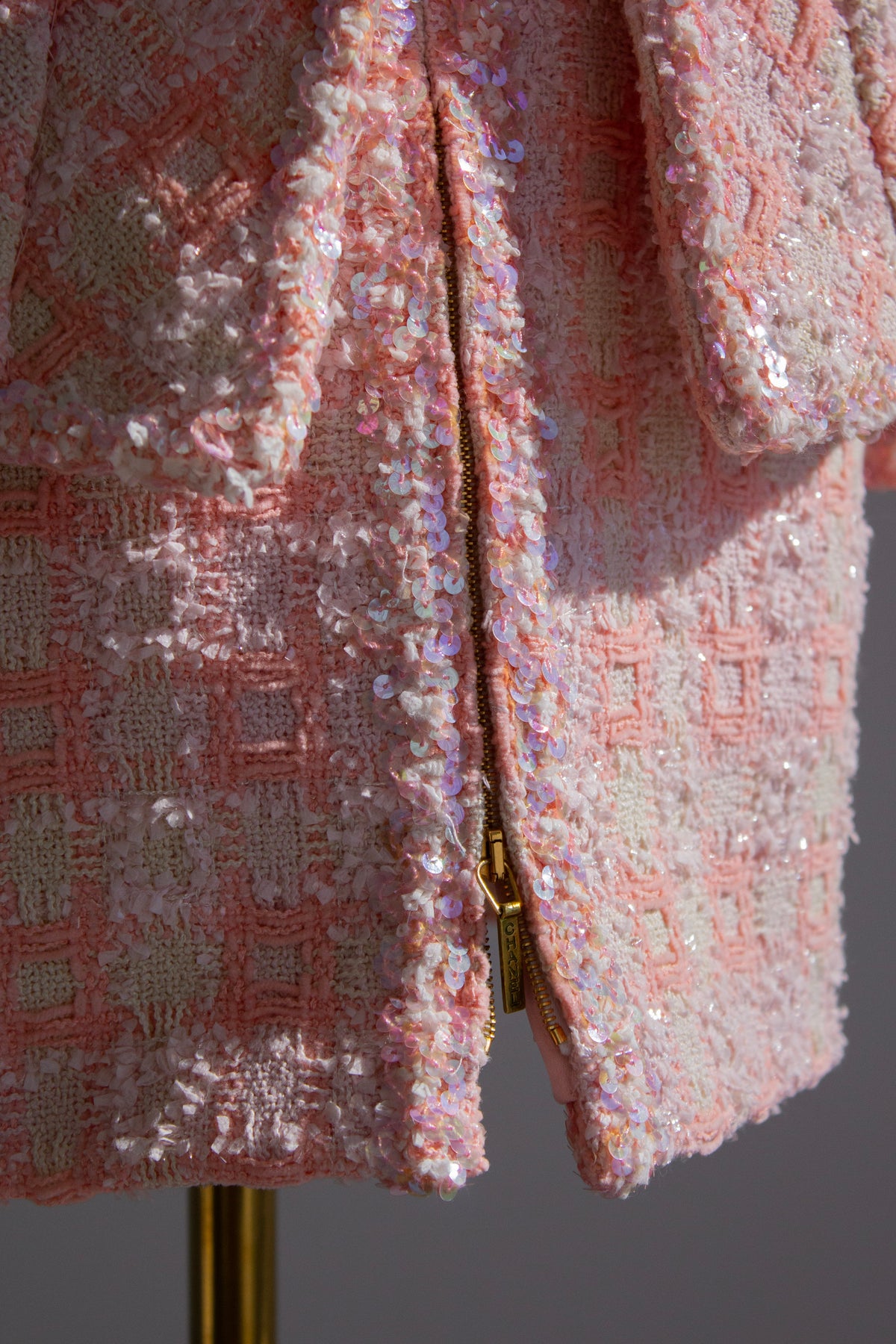 Chanel Vintage S/S 1995 Pink Sequin Tweed Barbie 95P Suit