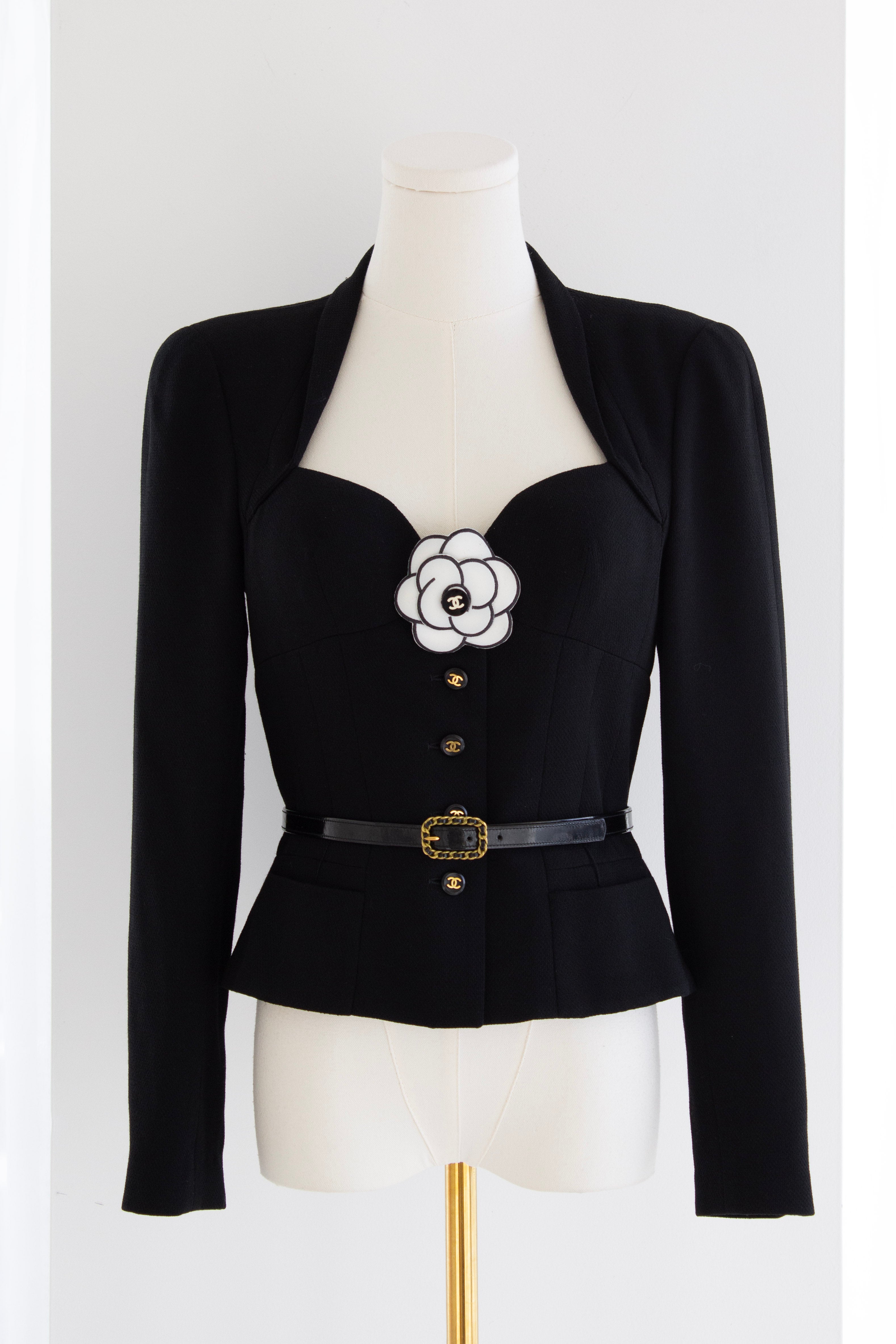Chanel Vintage S/S 1995 Barbie Black Gold CC Sweetheart Cropped 95P Belted Jacket 