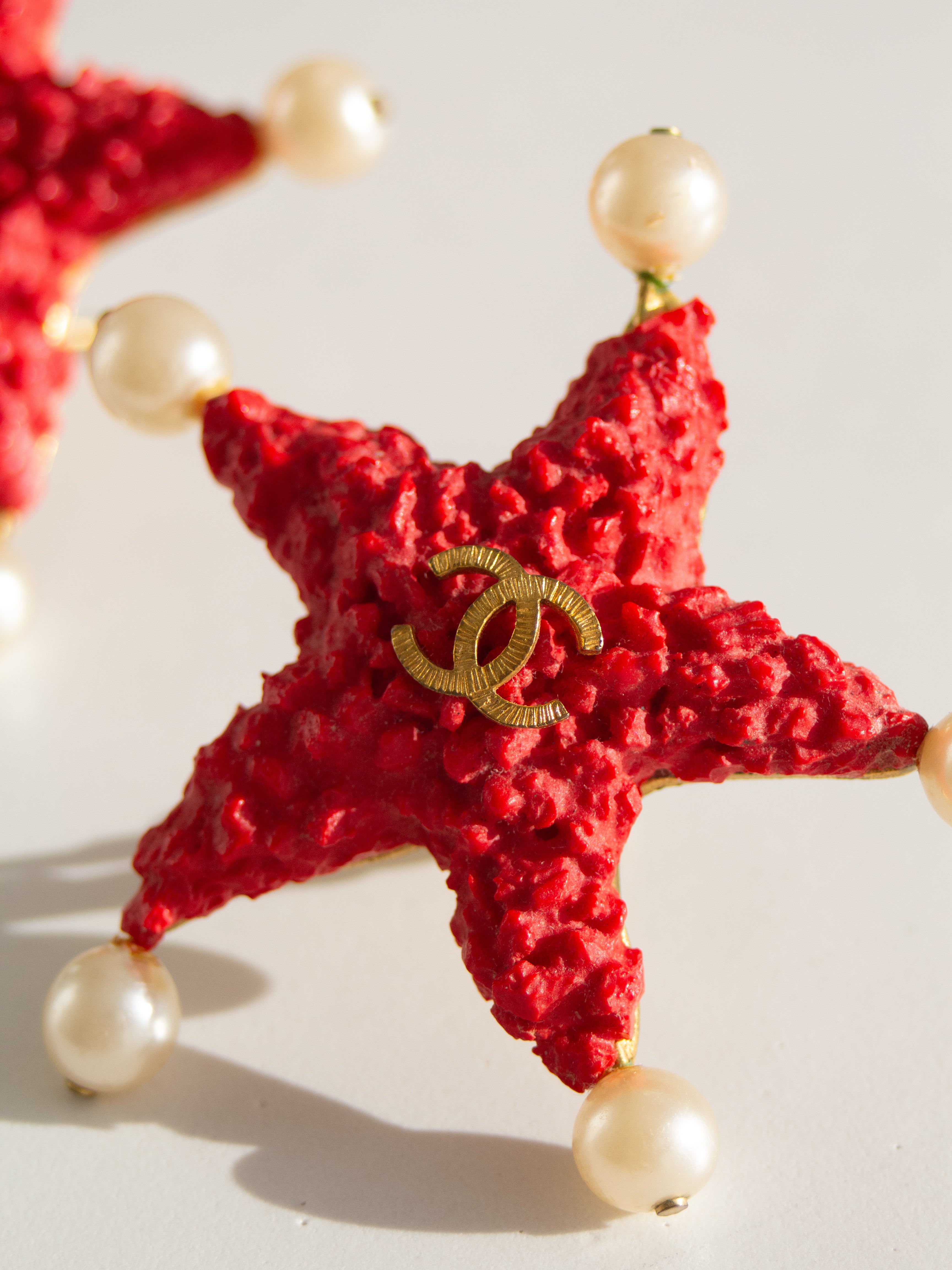 Chanel Vintage Cruise 1993 Starfish Lava Red Pearl 93C Earrings