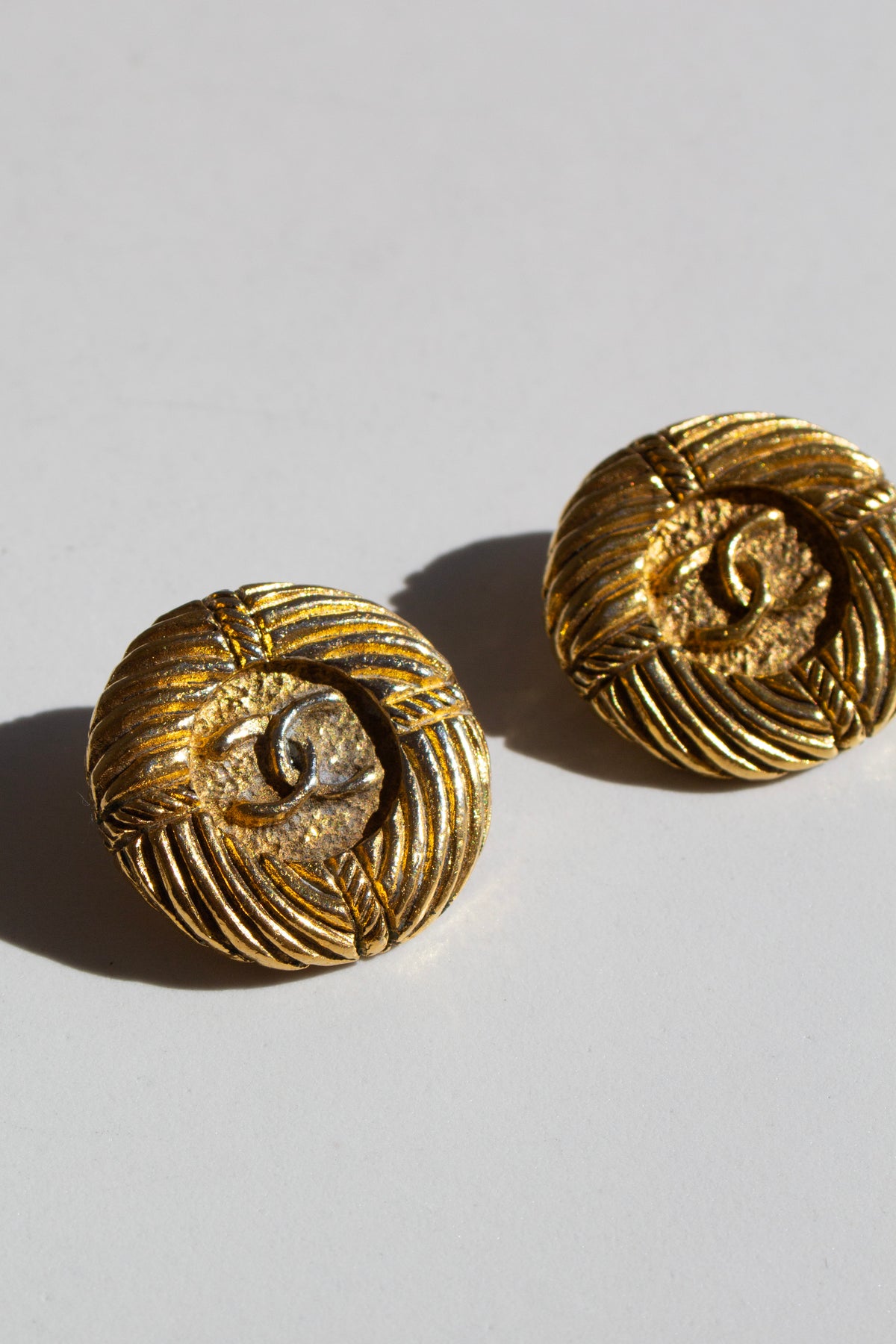 Chanel Vintage 1970s Gold-Plated CC Clip-On Earrings