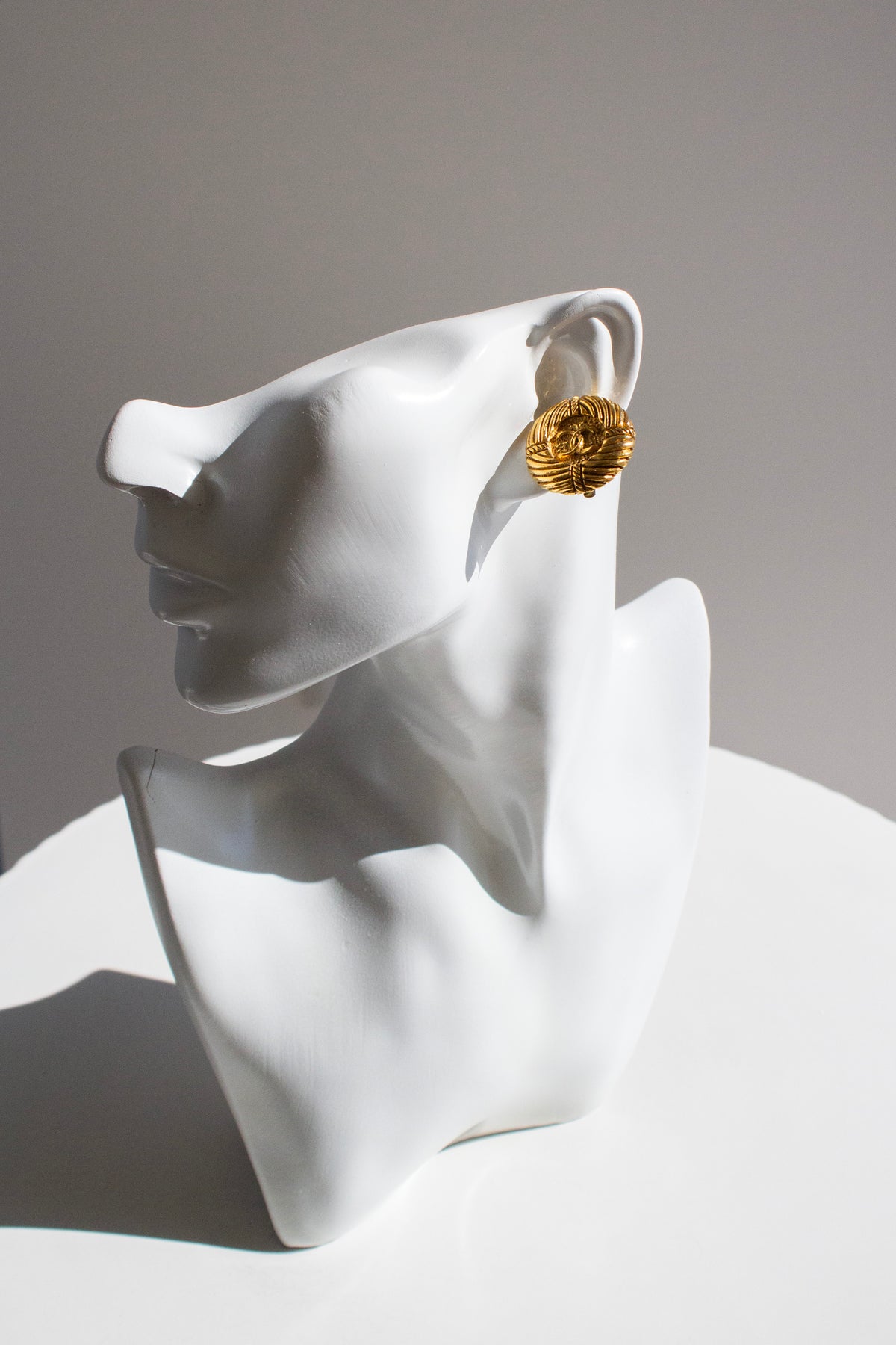 Chanel Vintage 1970s Gold-Plated CC Clip-On Earrings