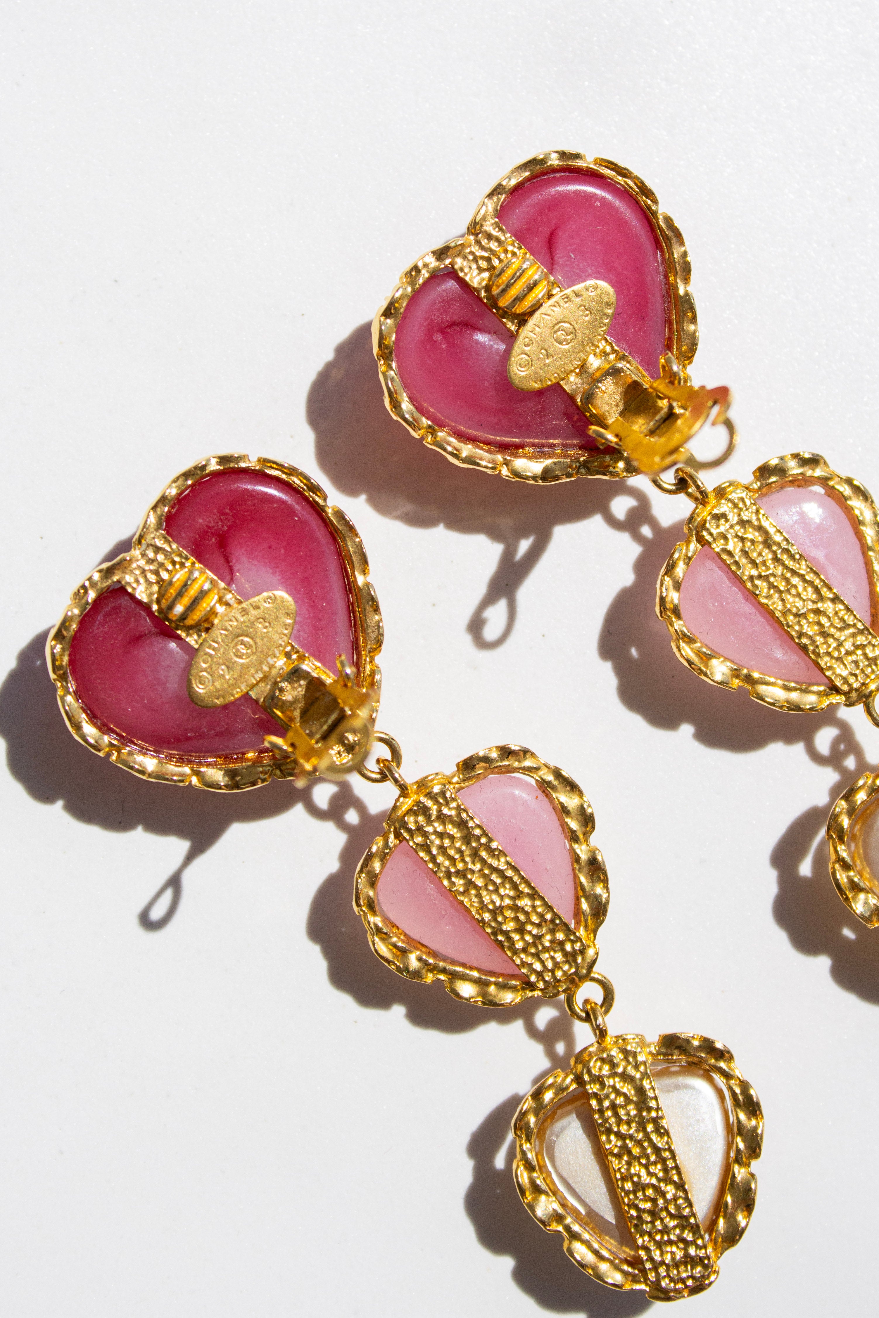 Chanel Vintage S/S 1992 Gripoix Heart Pearl 24K Gold-Plated  Earrings