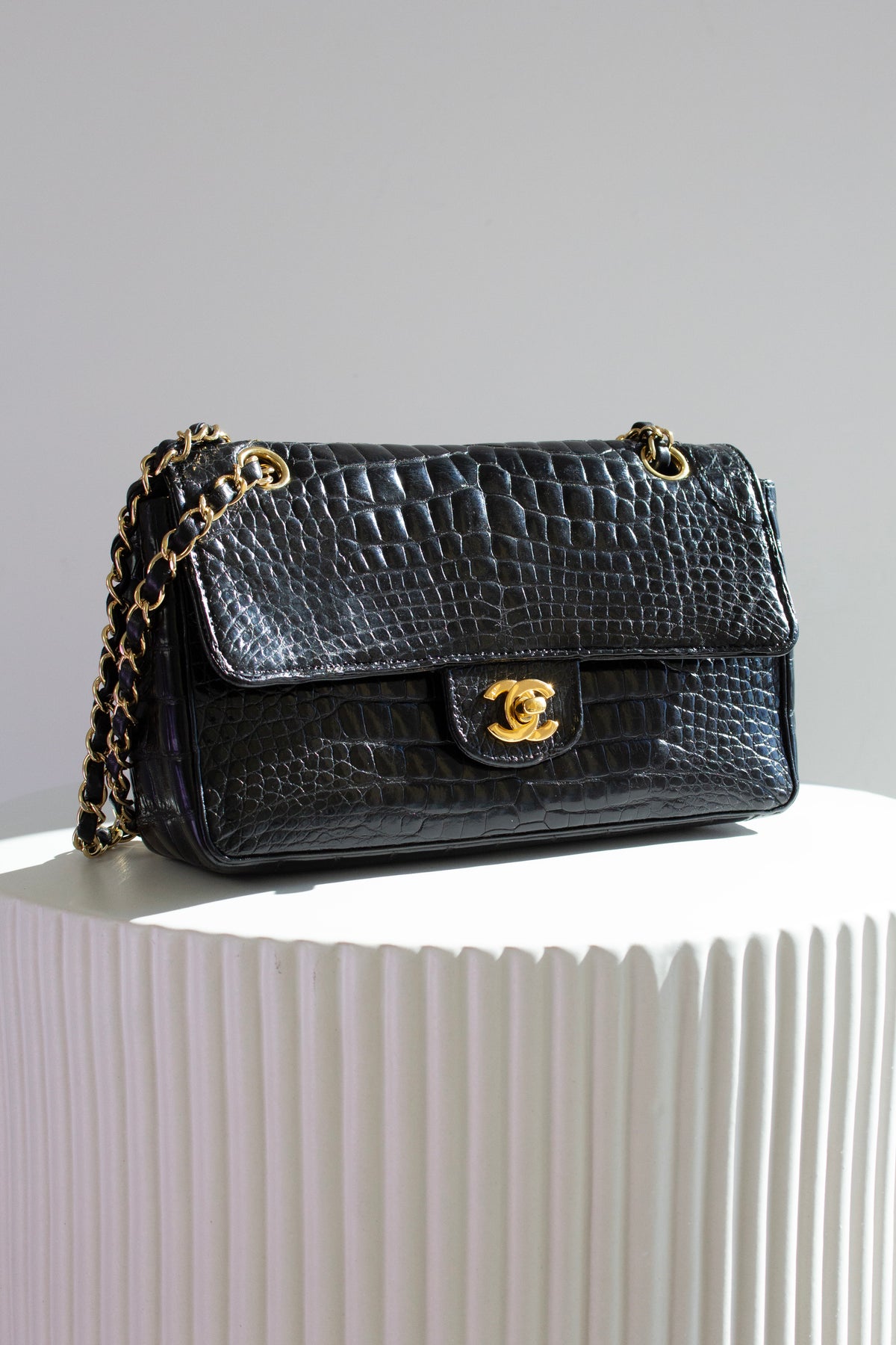 Chanel Vintage Black Alligator Leather 24K Gold-Plated Medium Classic Flap Bag