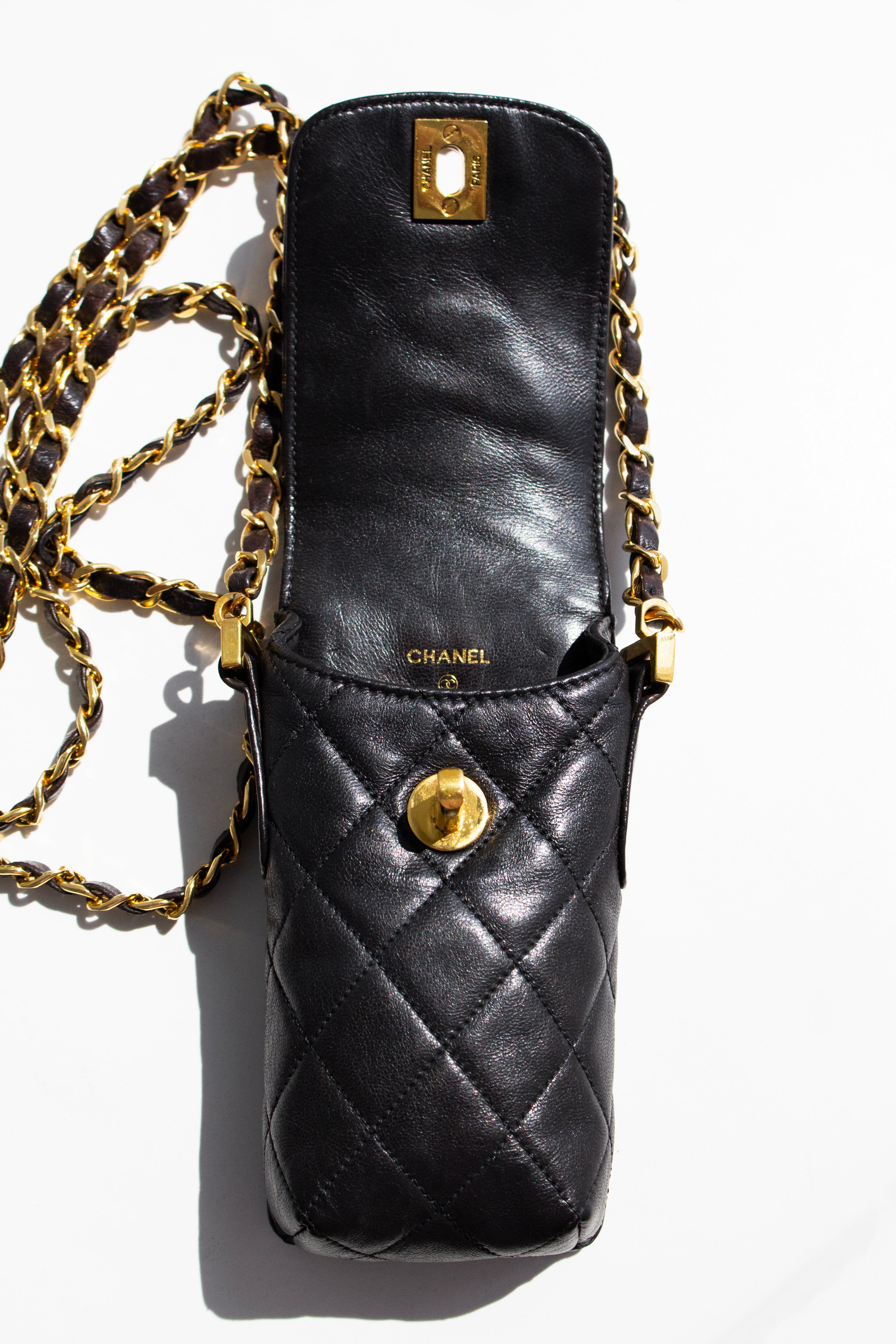 Chanel Vintage 1996 Black Lambskin Leather 24K Gold CC Turnlock 90s Phone Holder