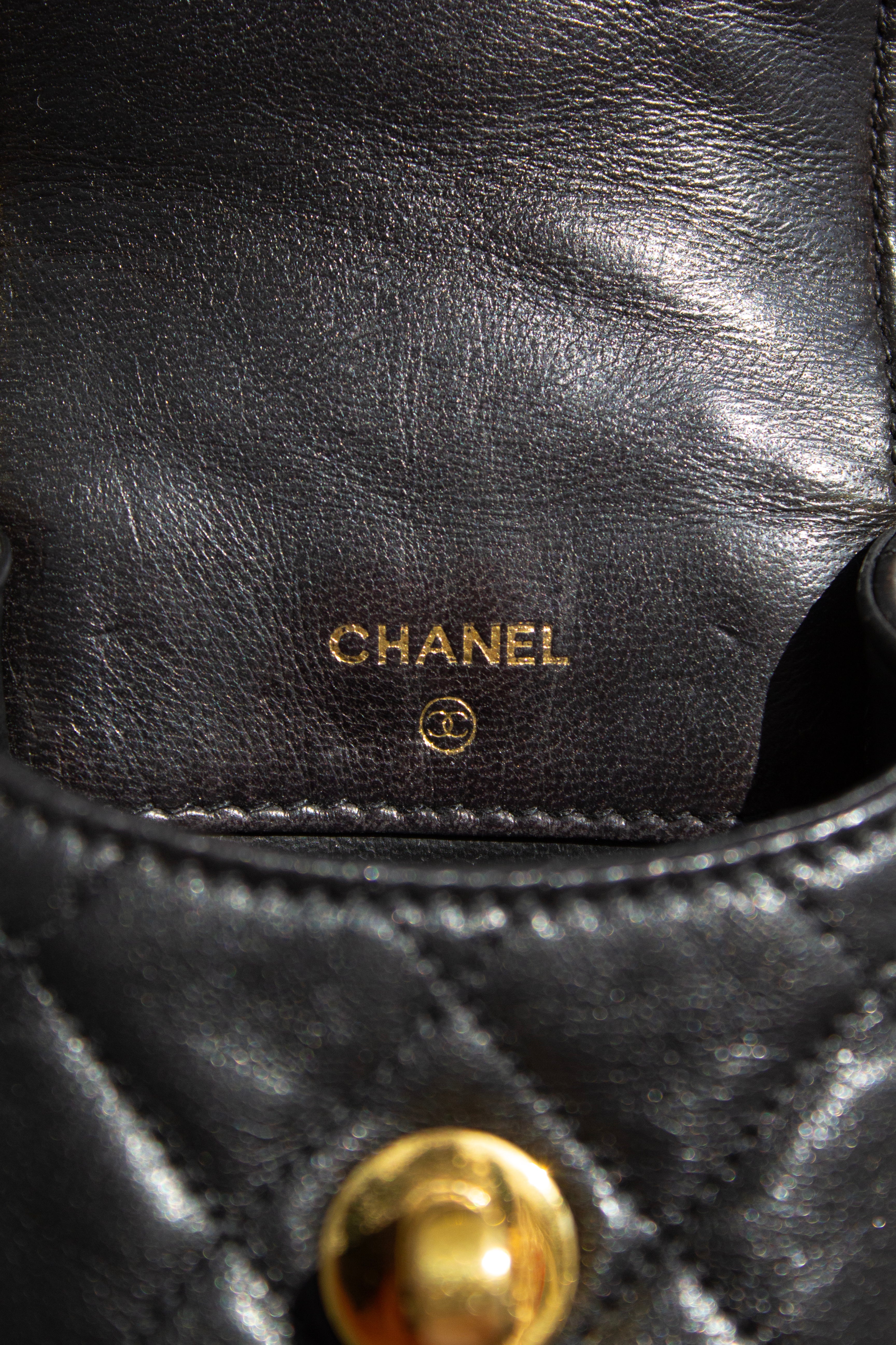 Chanel Vintage 1996 Black Lambskin Leather 24K Gold CC Turnlock 90s Phone Holder
