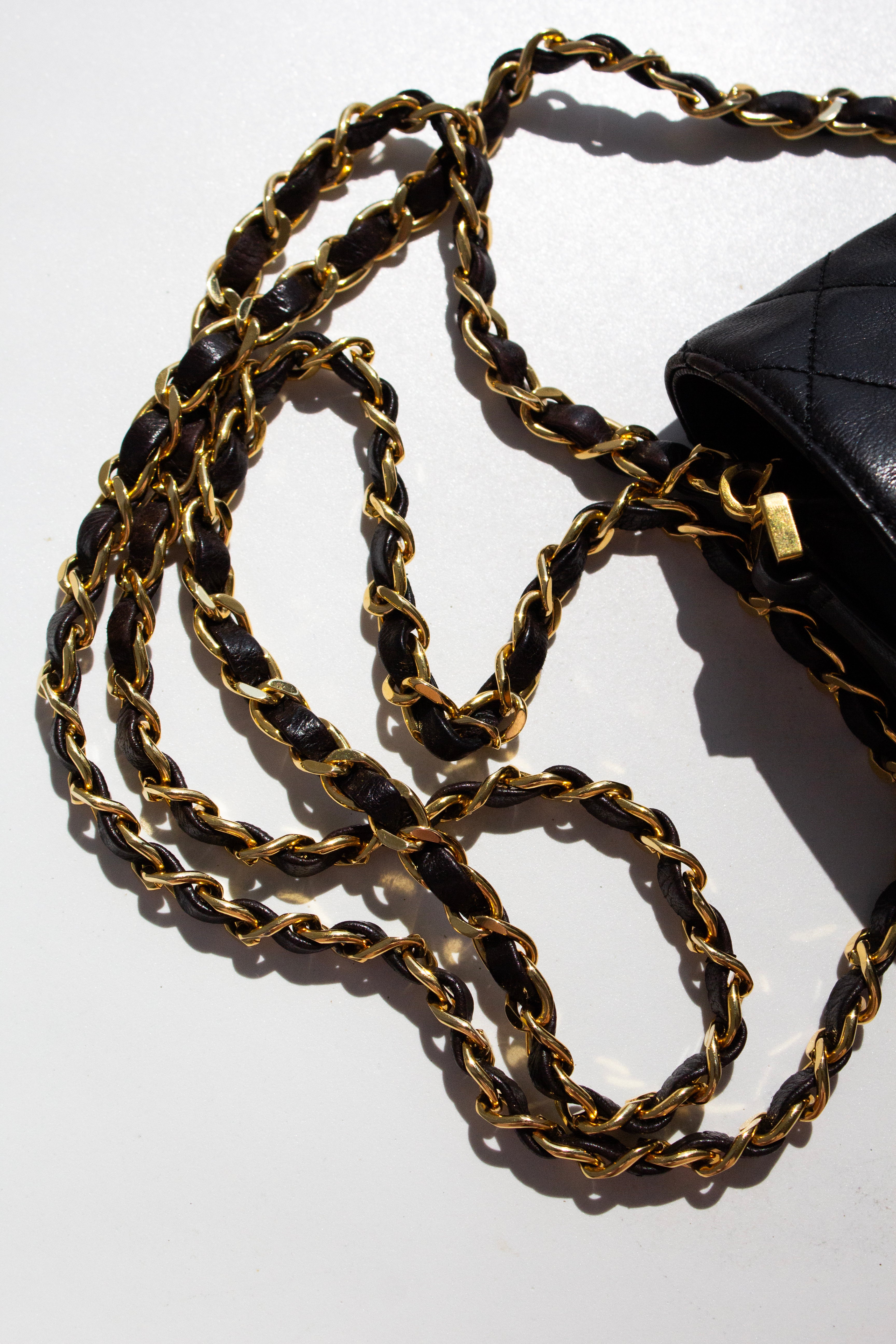 Chanel Vintage 1996 Black Lambskin Leather 24K Gold CC Turnlock 90s Phone Holder