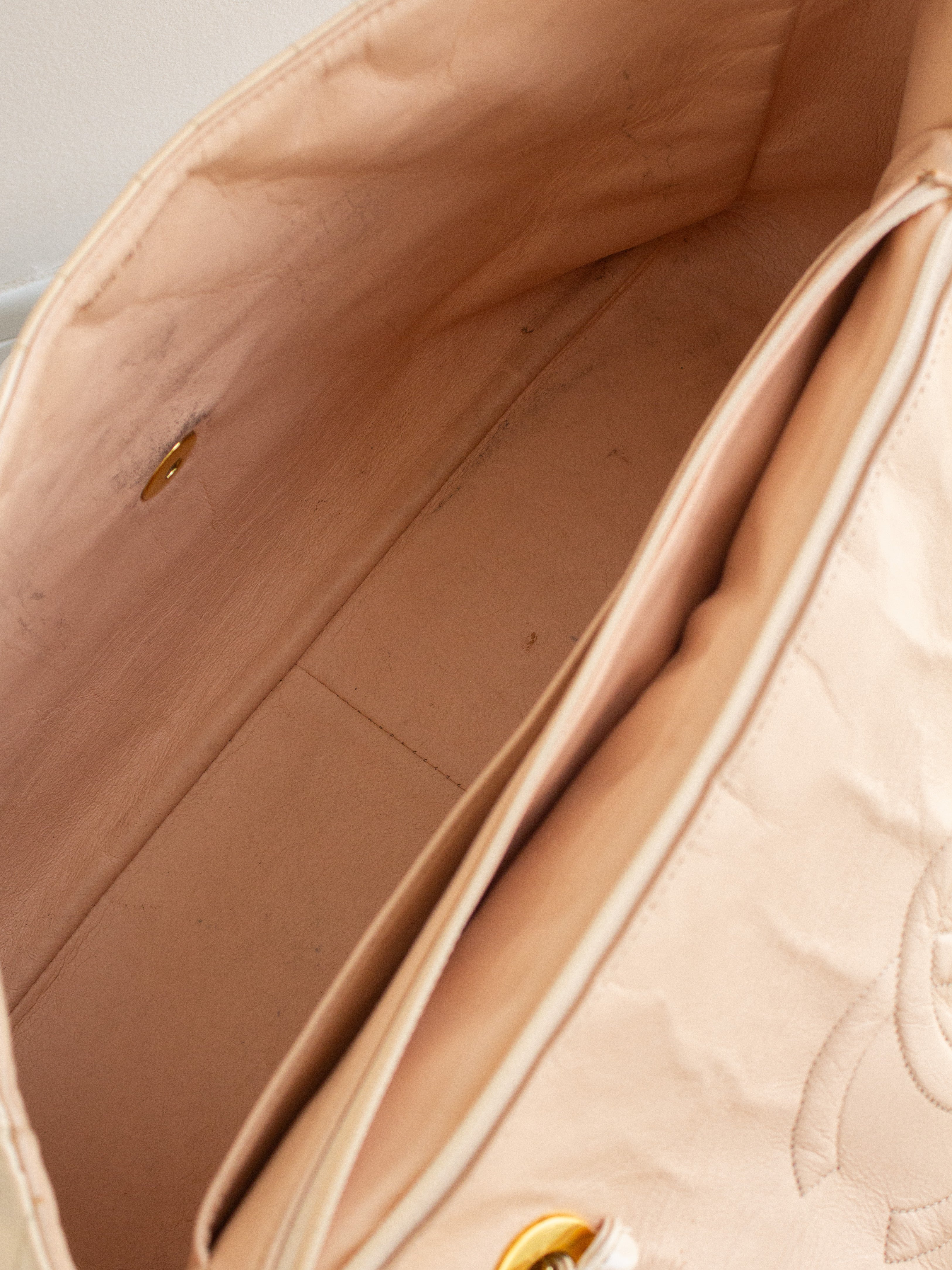 Chanel 1995 Barbie Beige 24K Gold Chain Around Patent Lambskin Jumbo XL 95P Bag