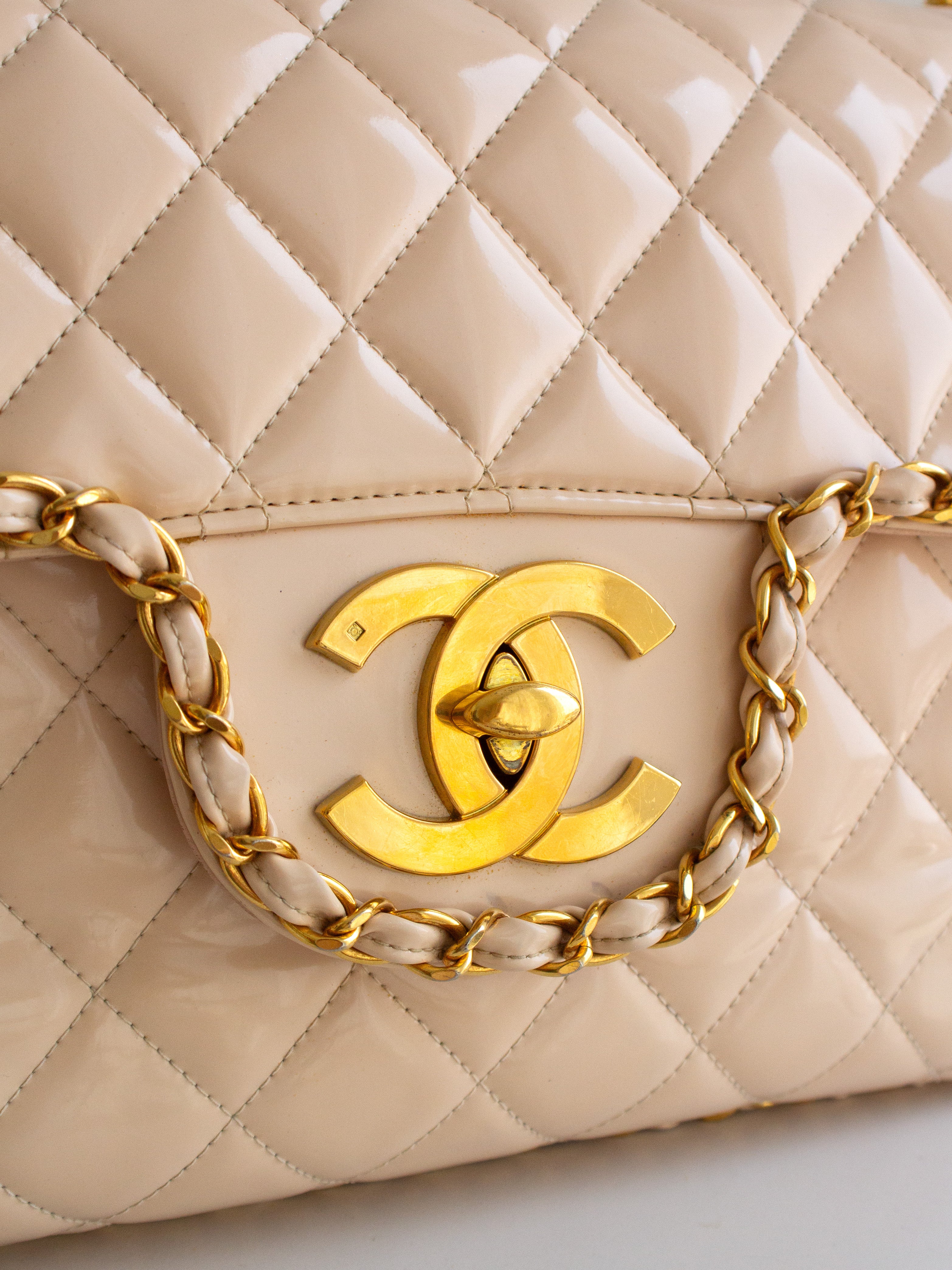 Chanel 1995 Barbie Beige 24K Gold Chain Around Patent Lambskin Jumbo XL 95P Bag
