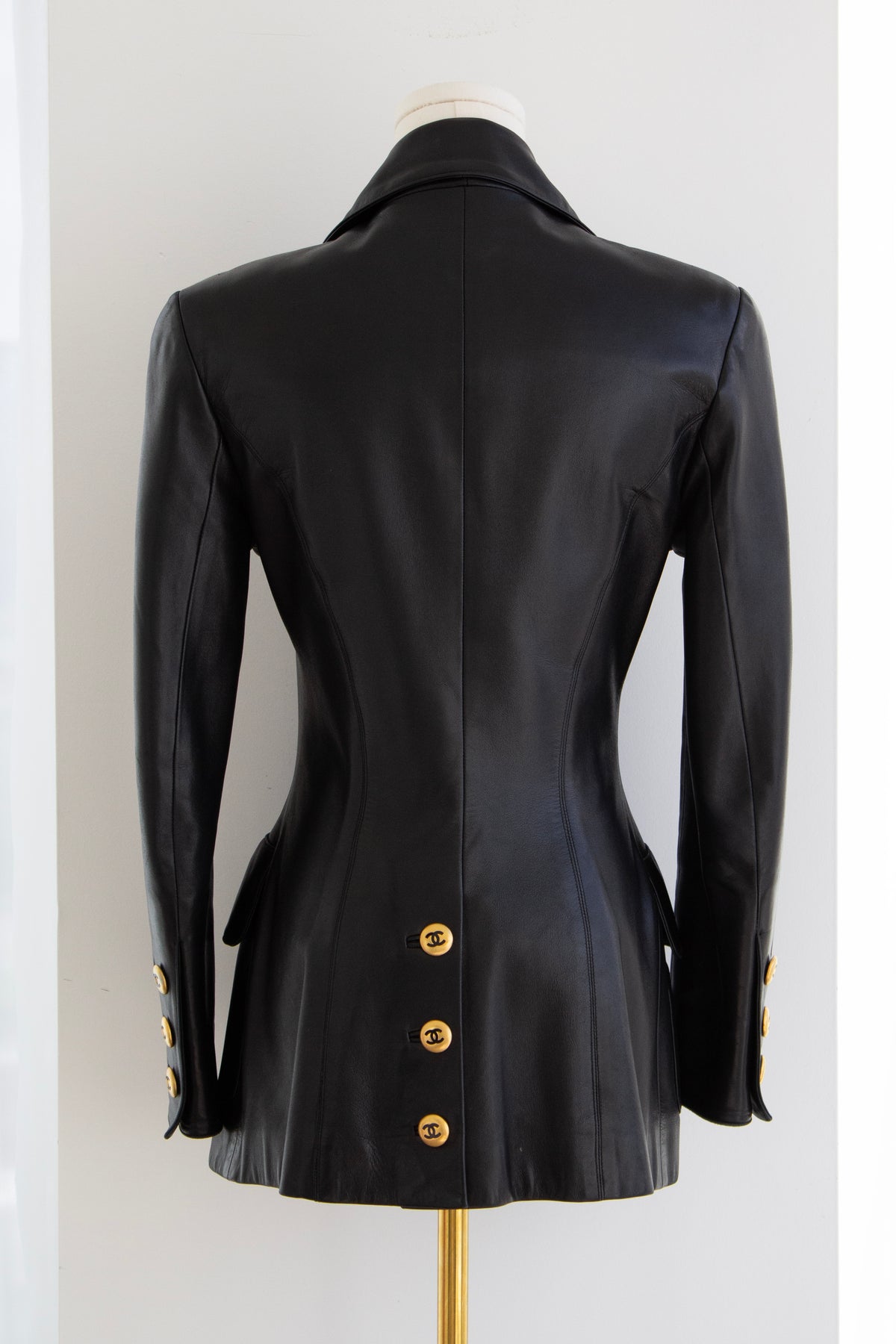 Chanel Vintage Fall/Winter 1992 Black Gold CC Lambskin Leather Suede Jacket
