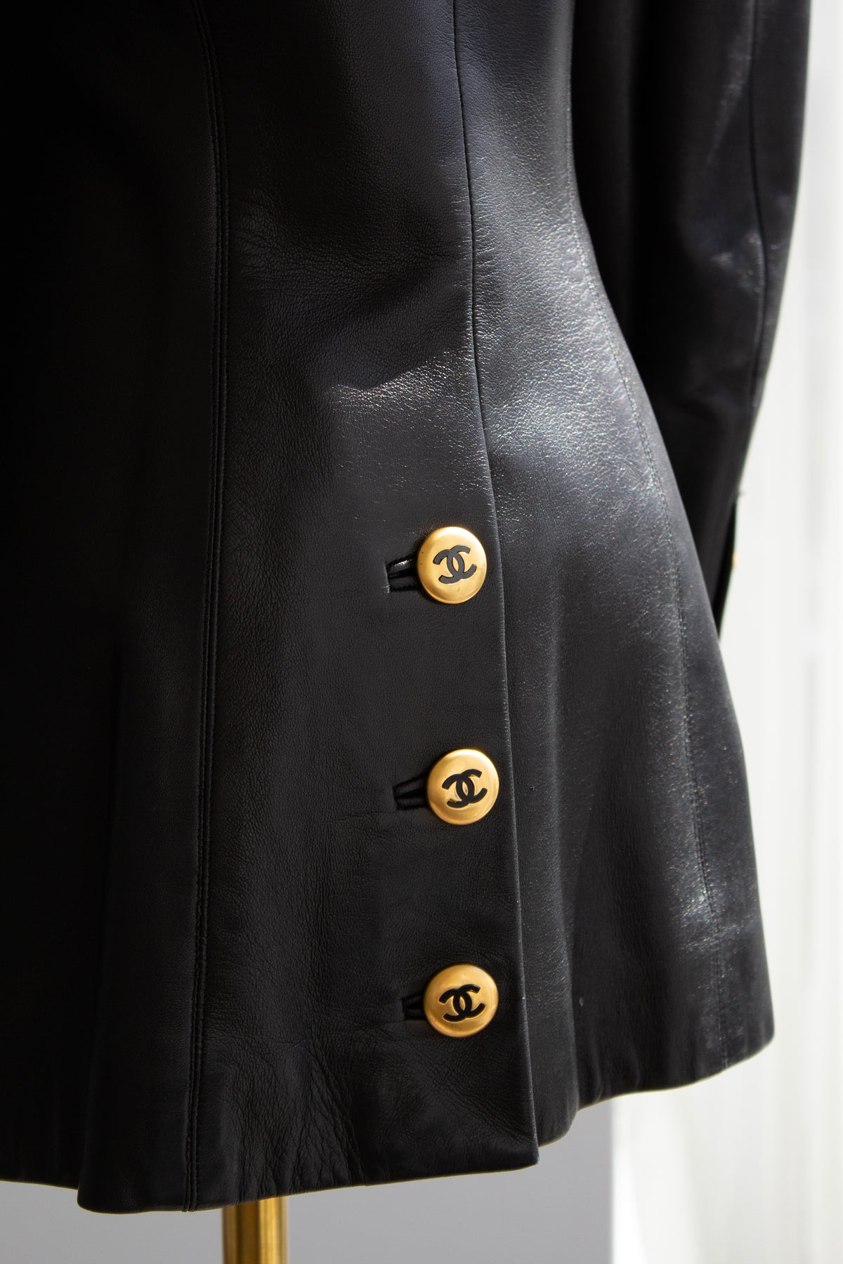Chanel Vintage Fall/Winter 1992 Black Gold CC Lambskin Leather Suede Jacket