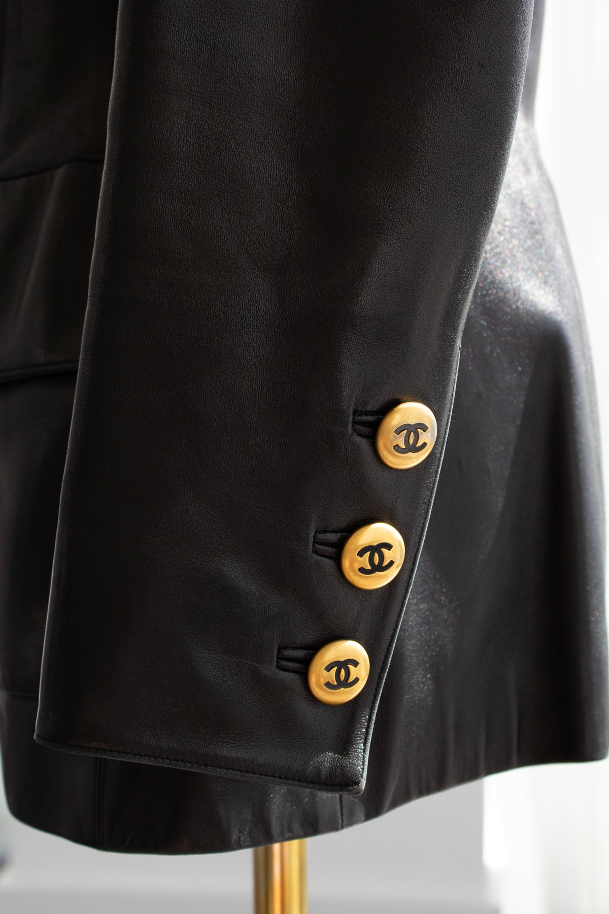 Chanel Vintage Fall/Winter 1992 Black Gold CC Lambskin Leather Suede Jacket
