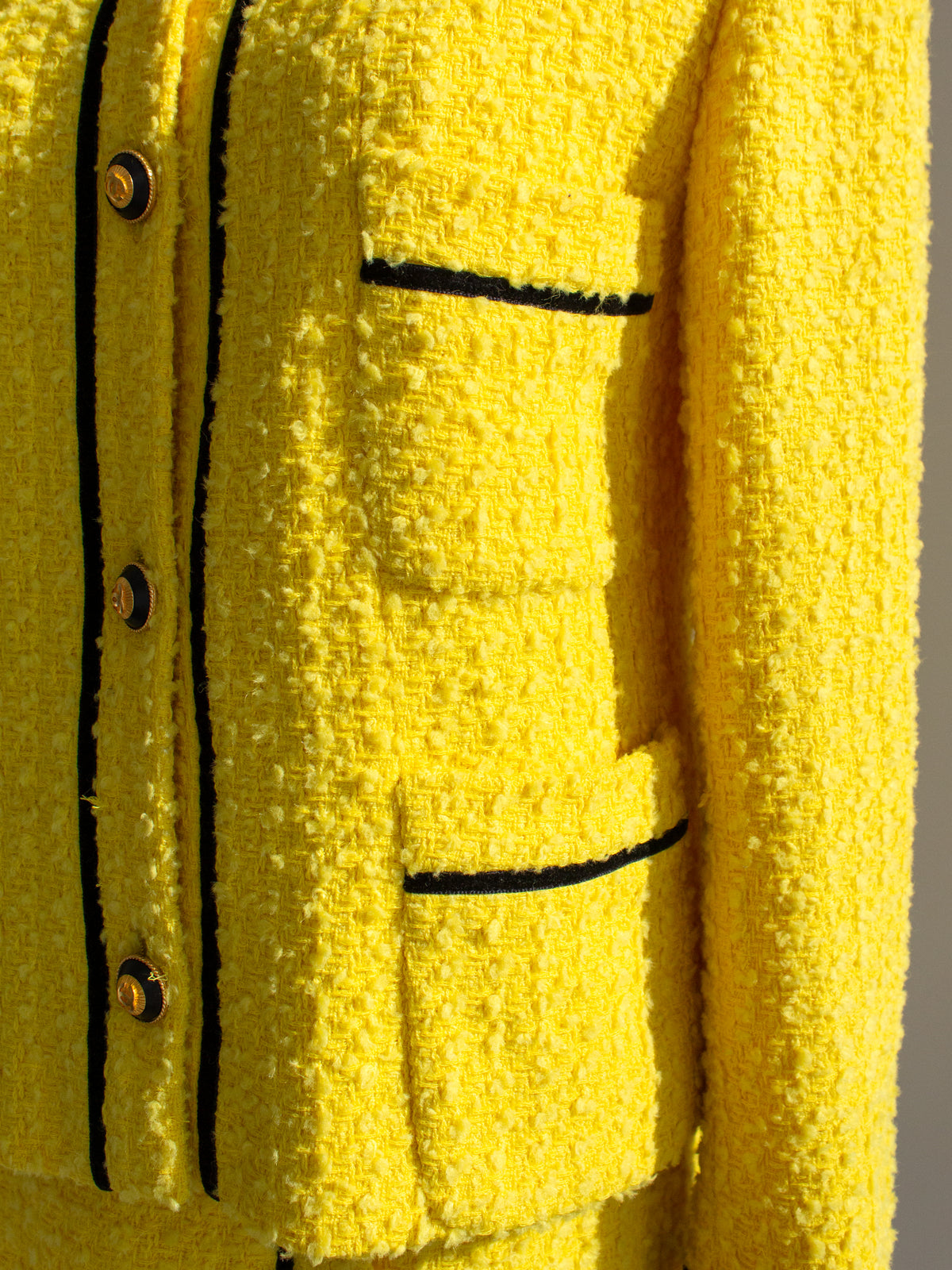 Chanel Vintage F/W 1993 Yellow Black Velvet CC 93A Tweed Jacket Skirt Suit