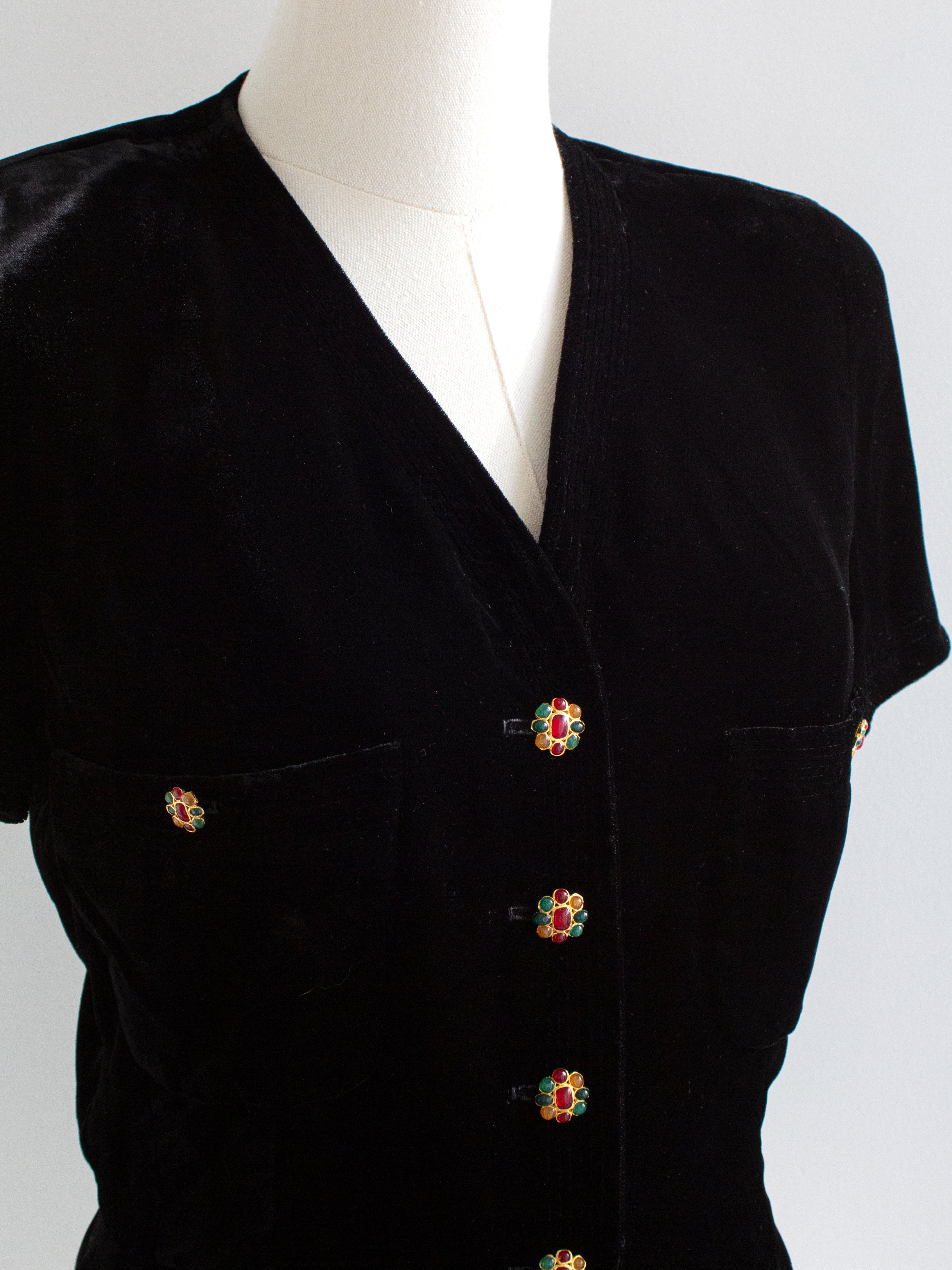 Chanel Vintage F/W1996 Runway Black Velvet LBJ Gold Gripoix Jeweled 96A Jacket