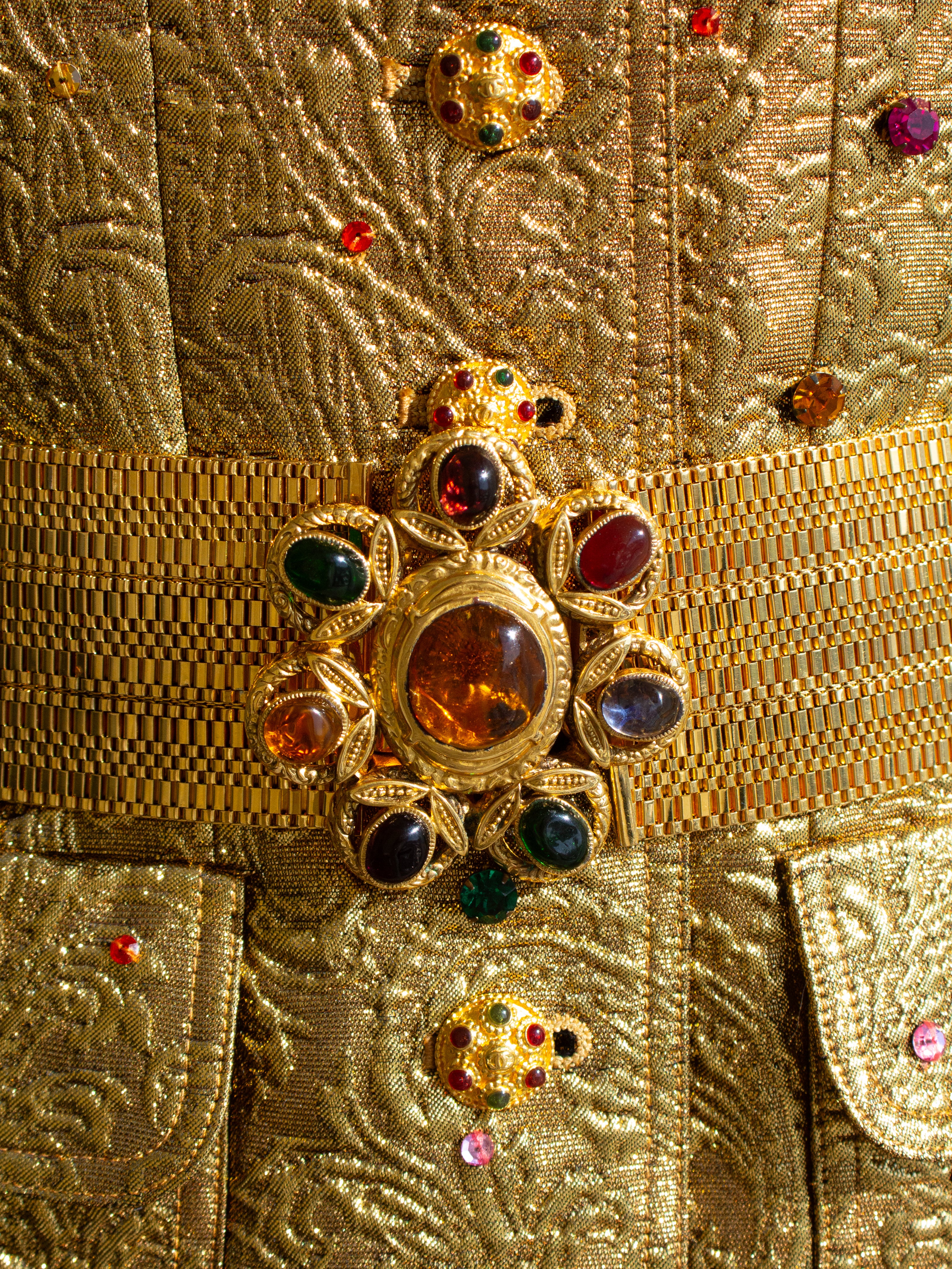 Chanel Vintage F/W 1996 Gold Brocade Mughal Jeweled Gripoix 96A Jacket