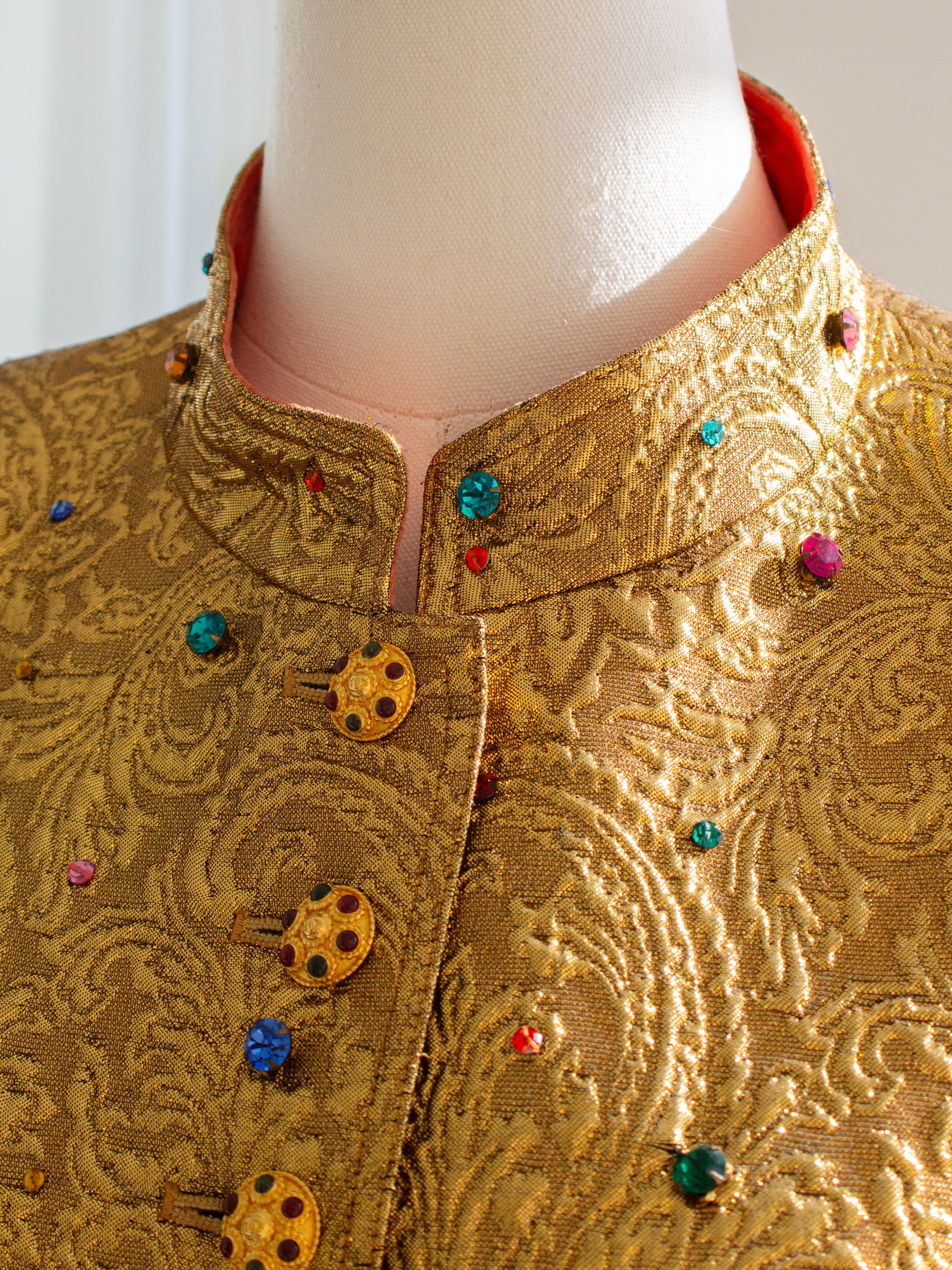 Chanel Vintage F/W 1996 Gold Brocade Mughal Jeweled Gripoix 96A Jacket
