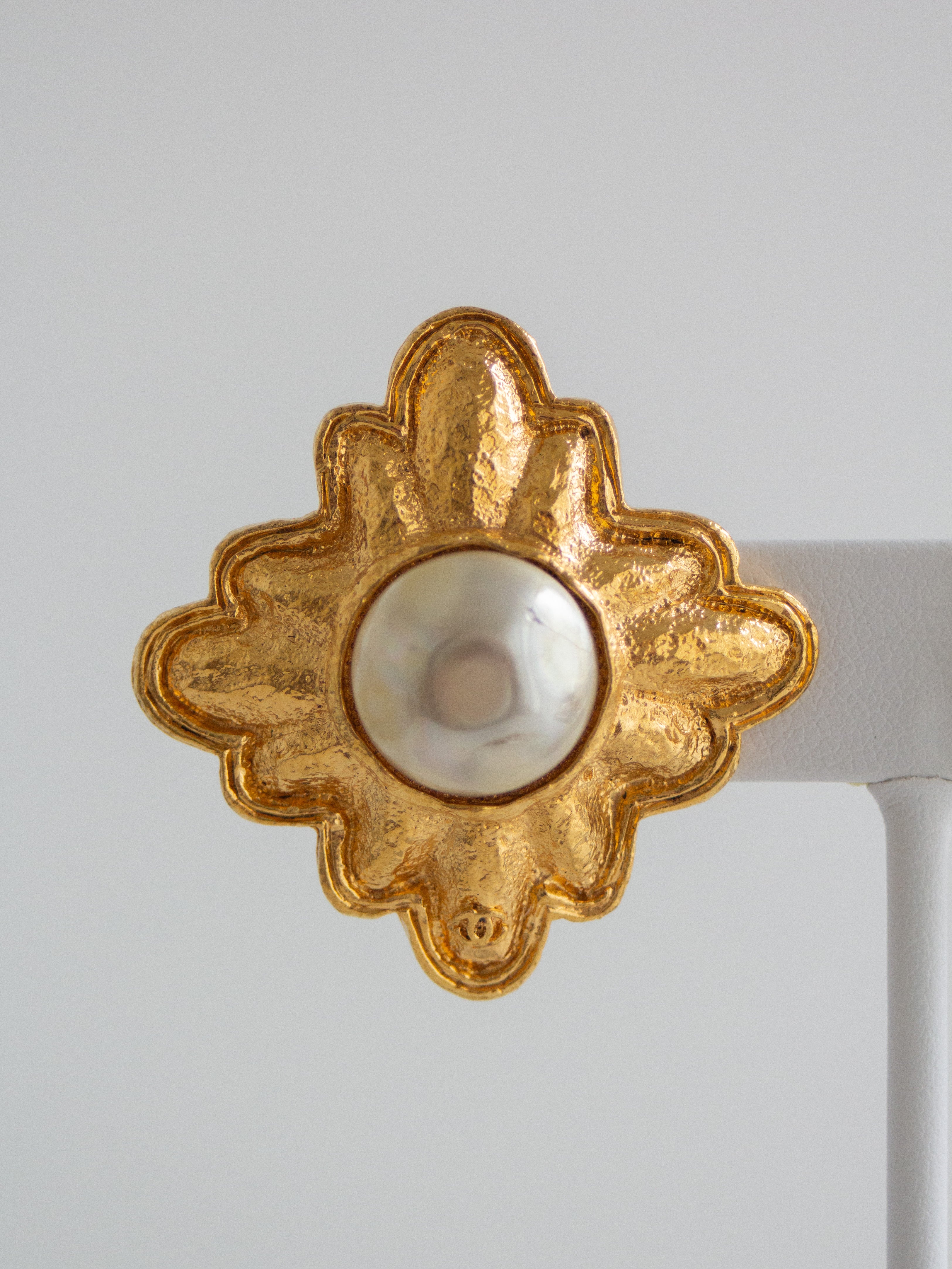 Chanel Vintage Fall 1991 Collection 26 Gold-Plated Faux Pearl Clip-On Earrings