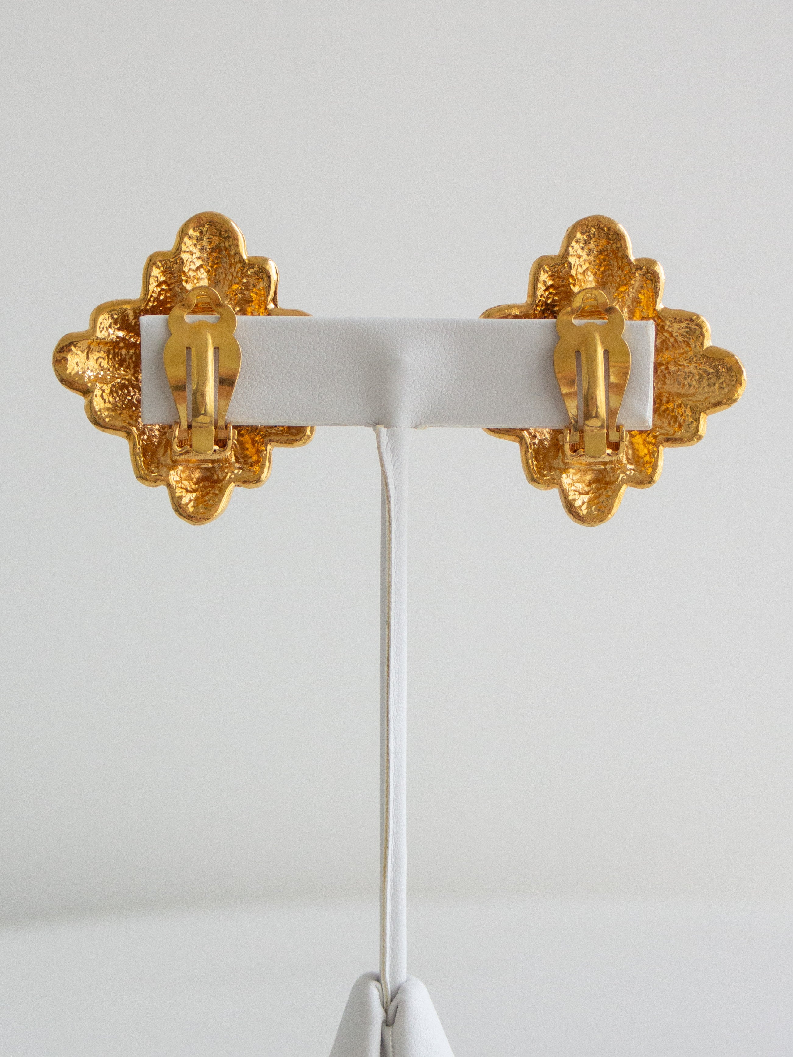 Chanel Vintage Fall 1991 Collection 26 Gold-Plated Faux Pearl Clip-On Earrings