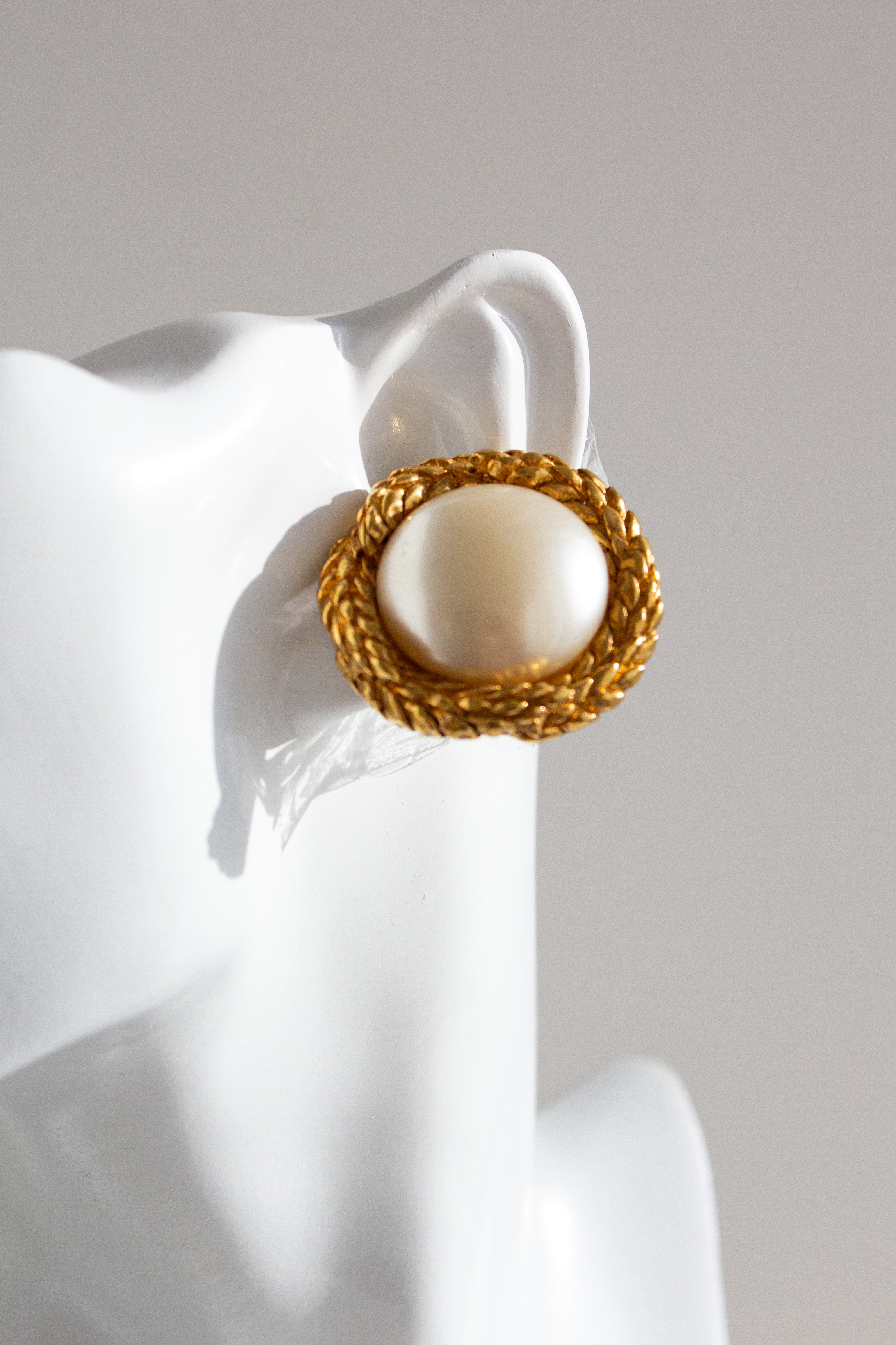 Chanel Vintage F/W 1992 Gold-Plated Wheat Faux Pearl Clip Earrings
