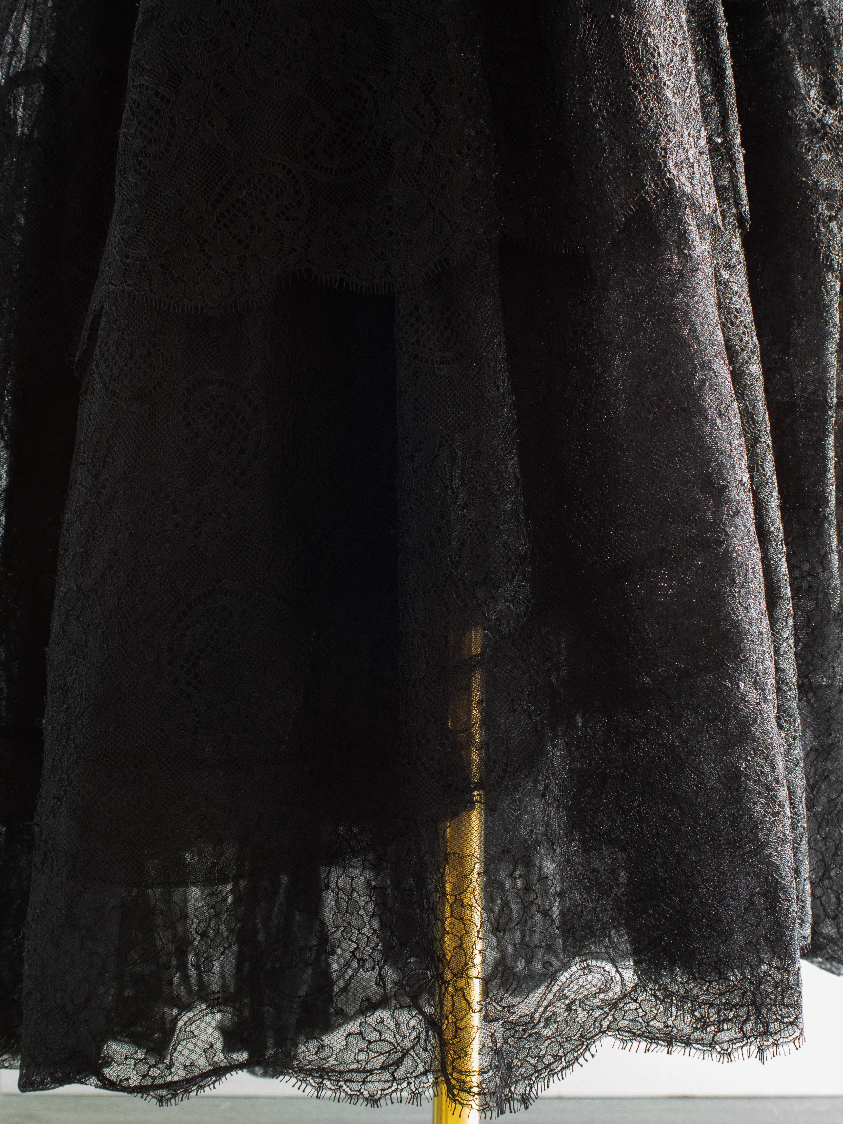 Chanel Vintage S/S 1988 White Black Lace Camellia Bow Dress Gown