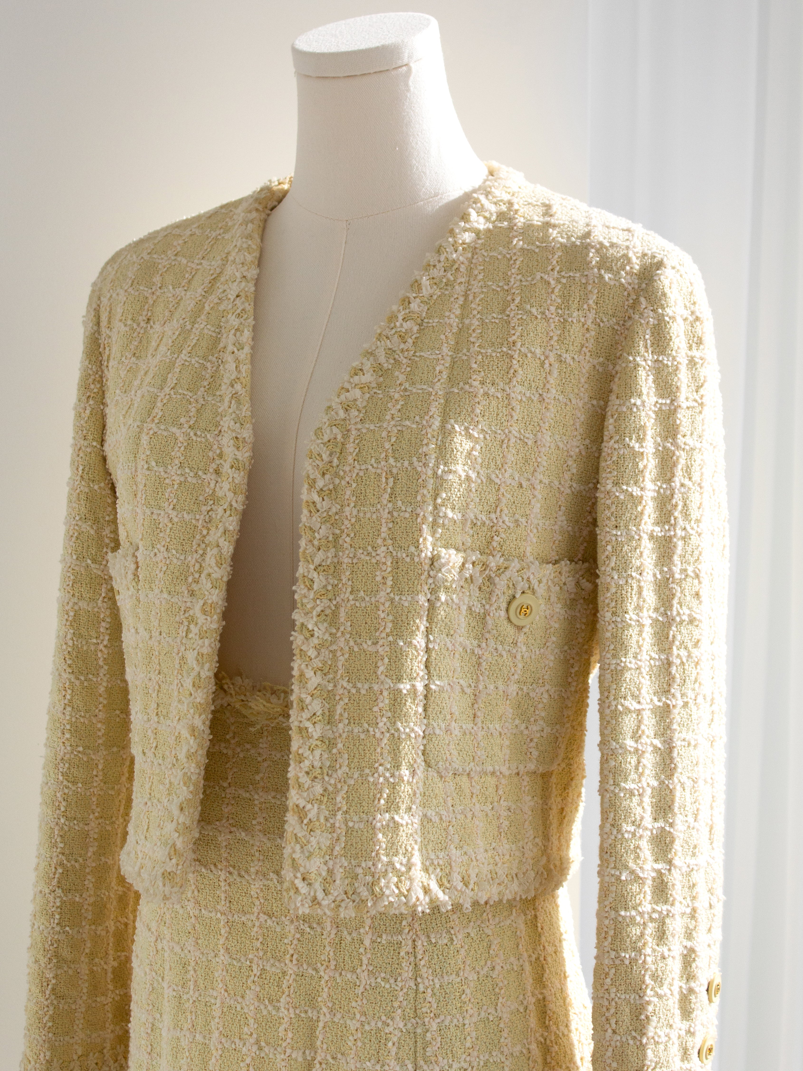 Chanel Vintage S/S 1994 Yellow Green Fantasy Tweed 94P Jacket Skirt Suit