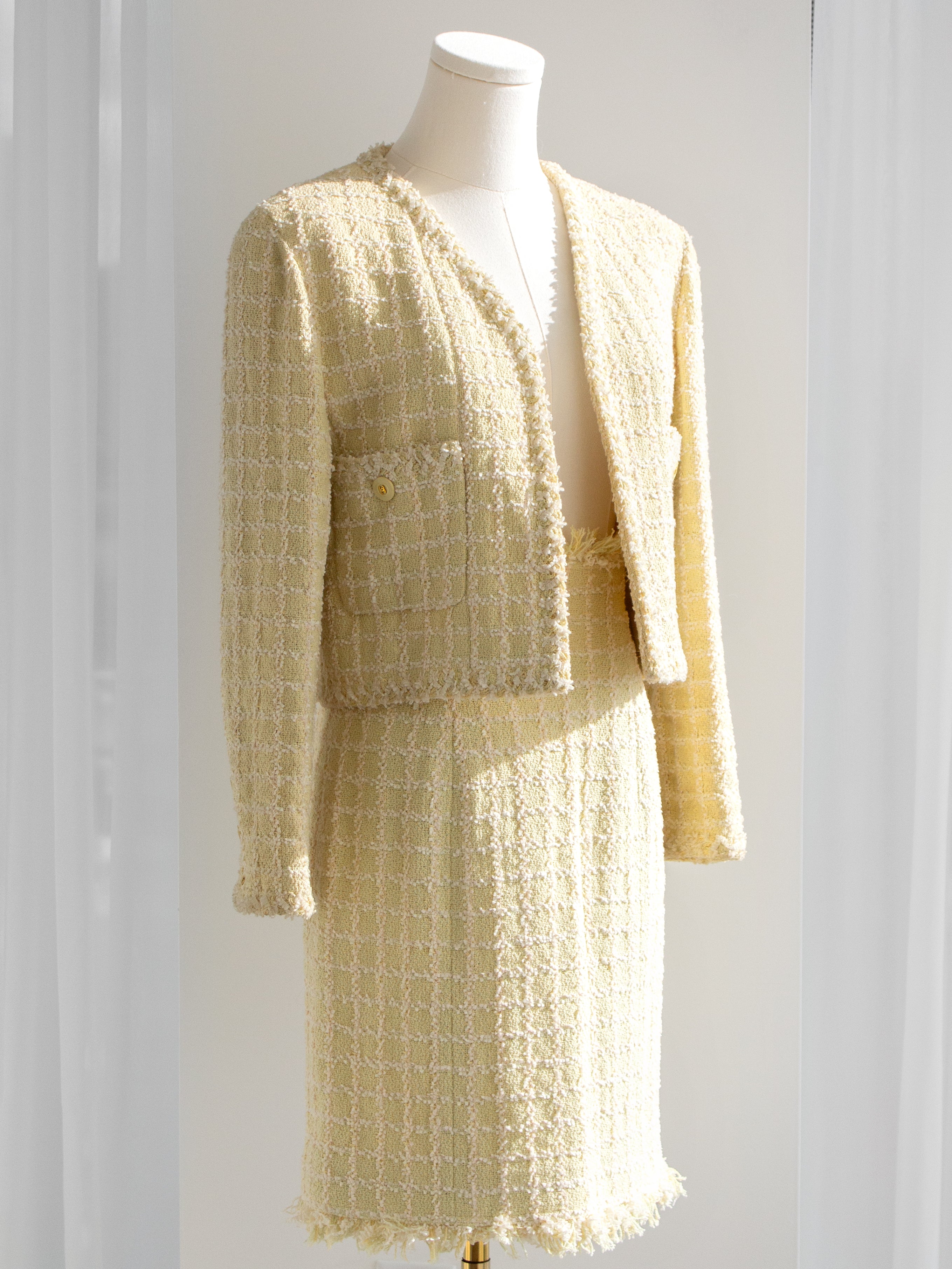 Chanel Vintage S/S 1994 Yellow Green Fantasy Tweed 94P Jacket Skirt Suit