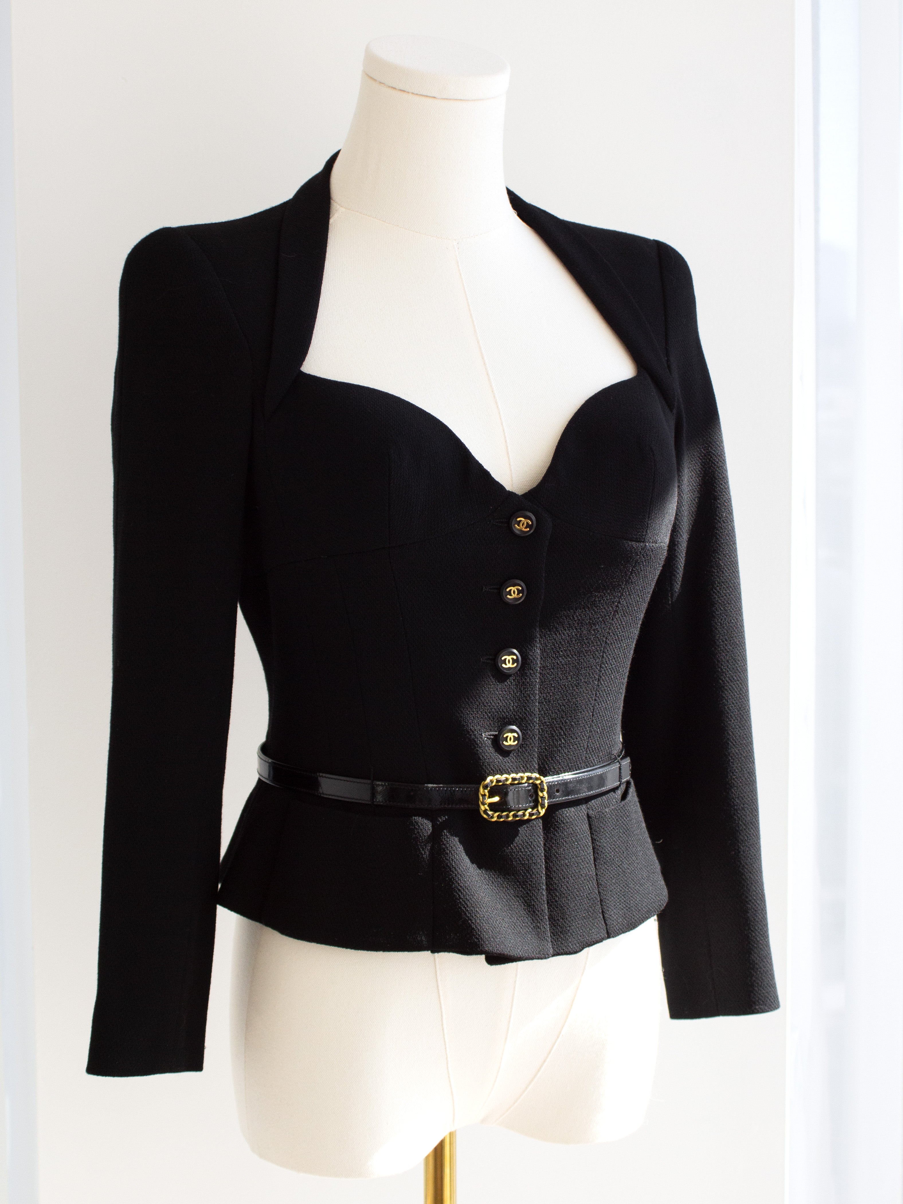 Chanel Vintage S/S 1995 Barbie Black Gold CC Sweetheart Cropped 95P Belted Jacket 