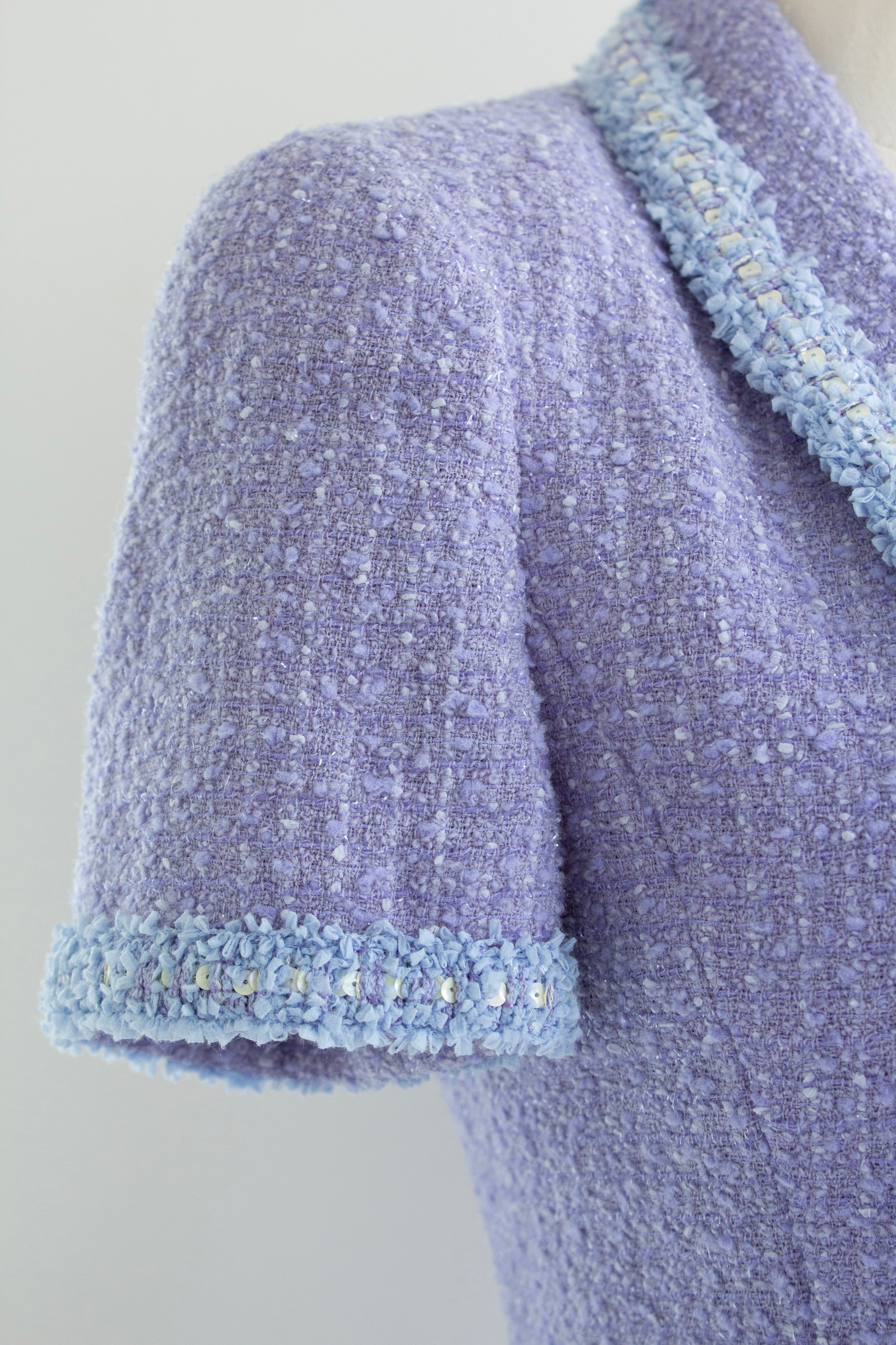 Chanel Vintage S/S 1995 Barbie CC Periwinkle Lavender Tweed 95P Jacket Skirt Suit