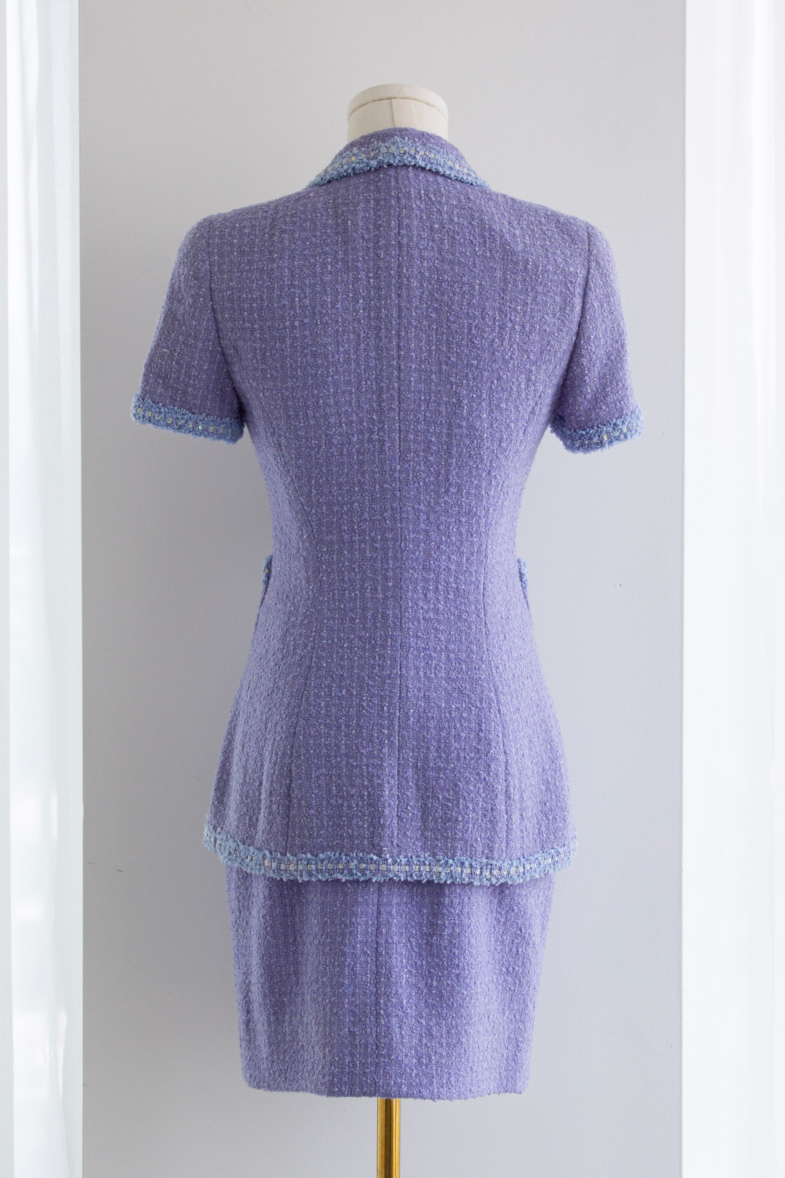 Chanel Vintage S/S 1995 Barbie CC Periwinkle Lavender Tweed 95P Jacket Skirt Suit