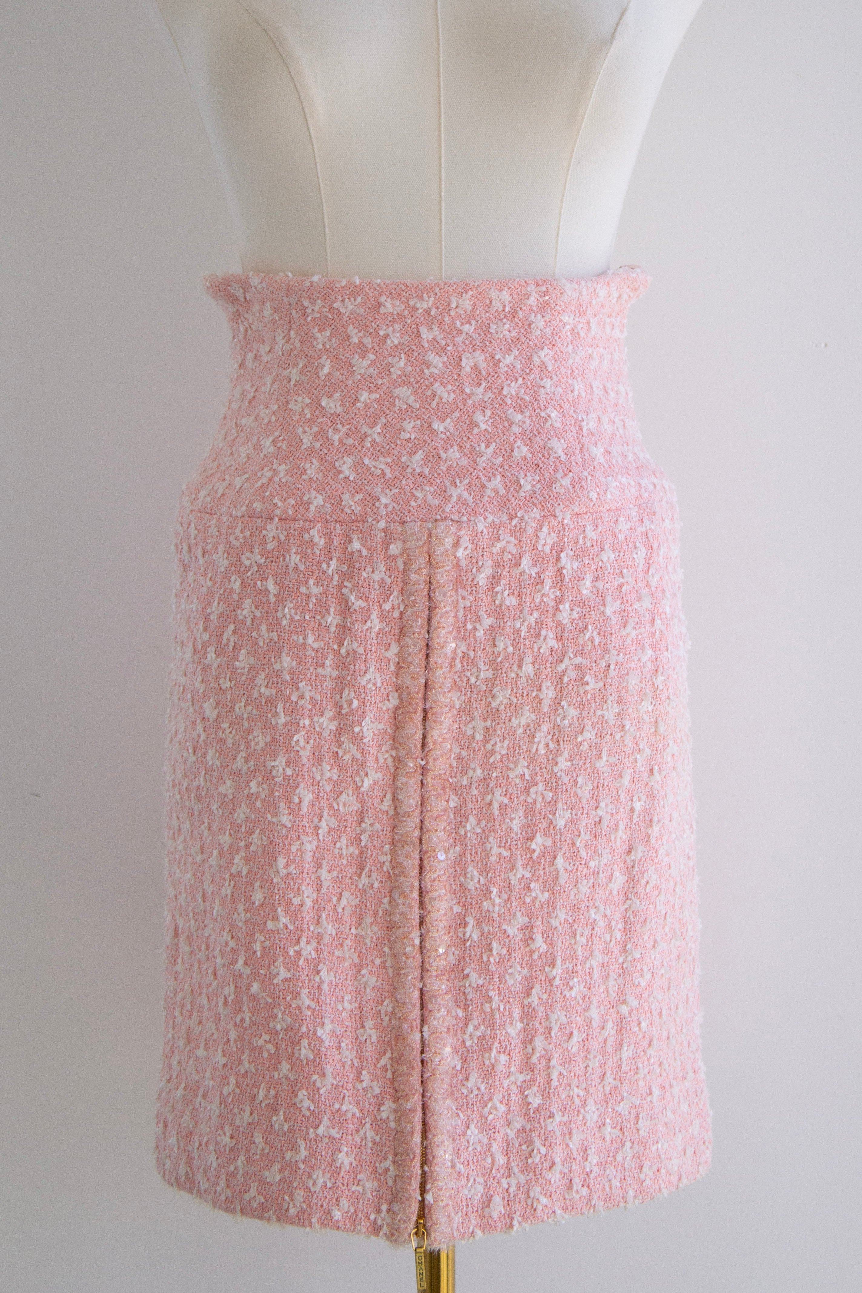 Chanel Vintage Spring/Summer 1995 95P Barbie Pink Tweed Mini Skirt