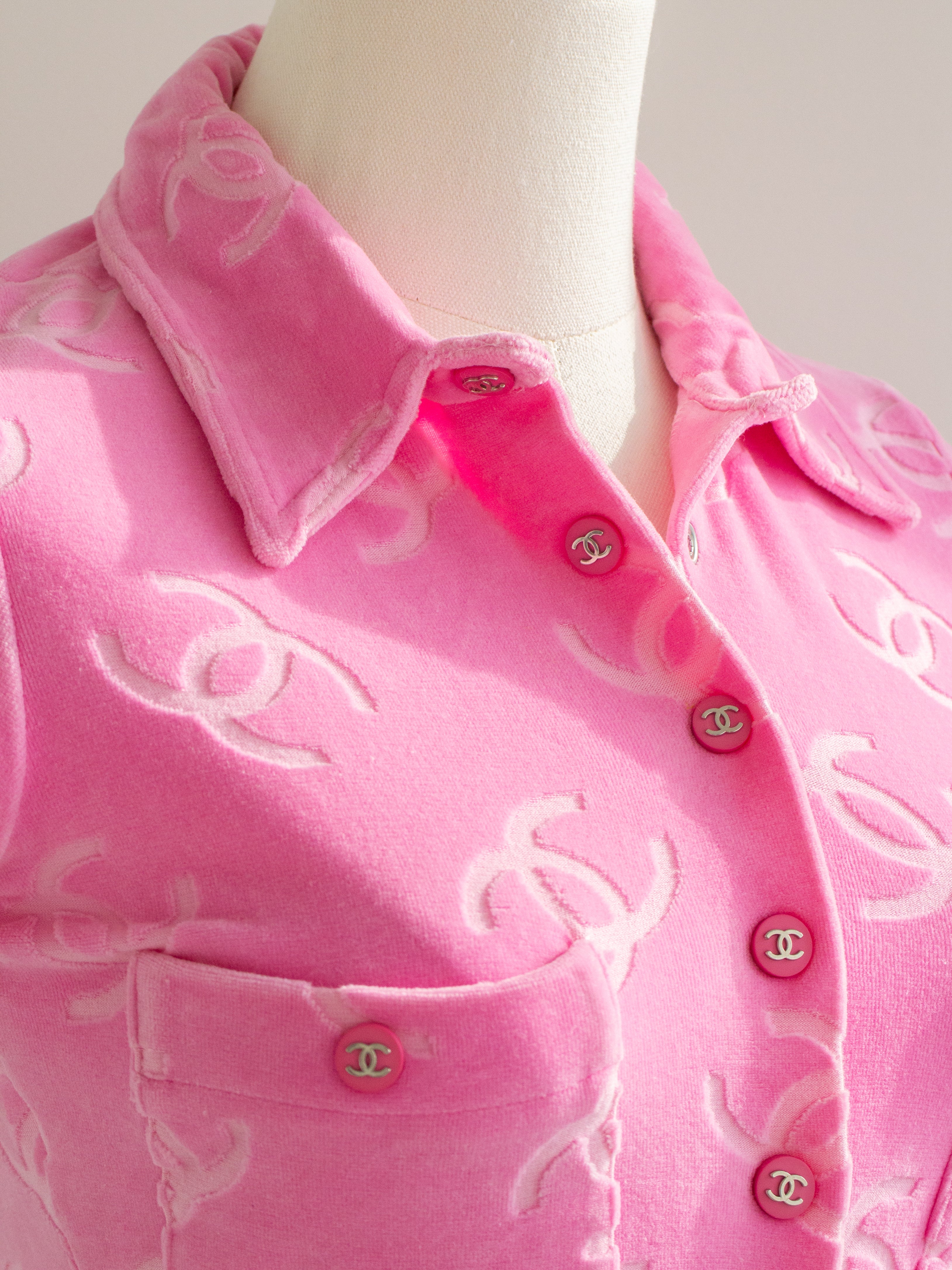 Chanel Vintage S/S 1996 Pink Velour CC Logo Button 96P Top