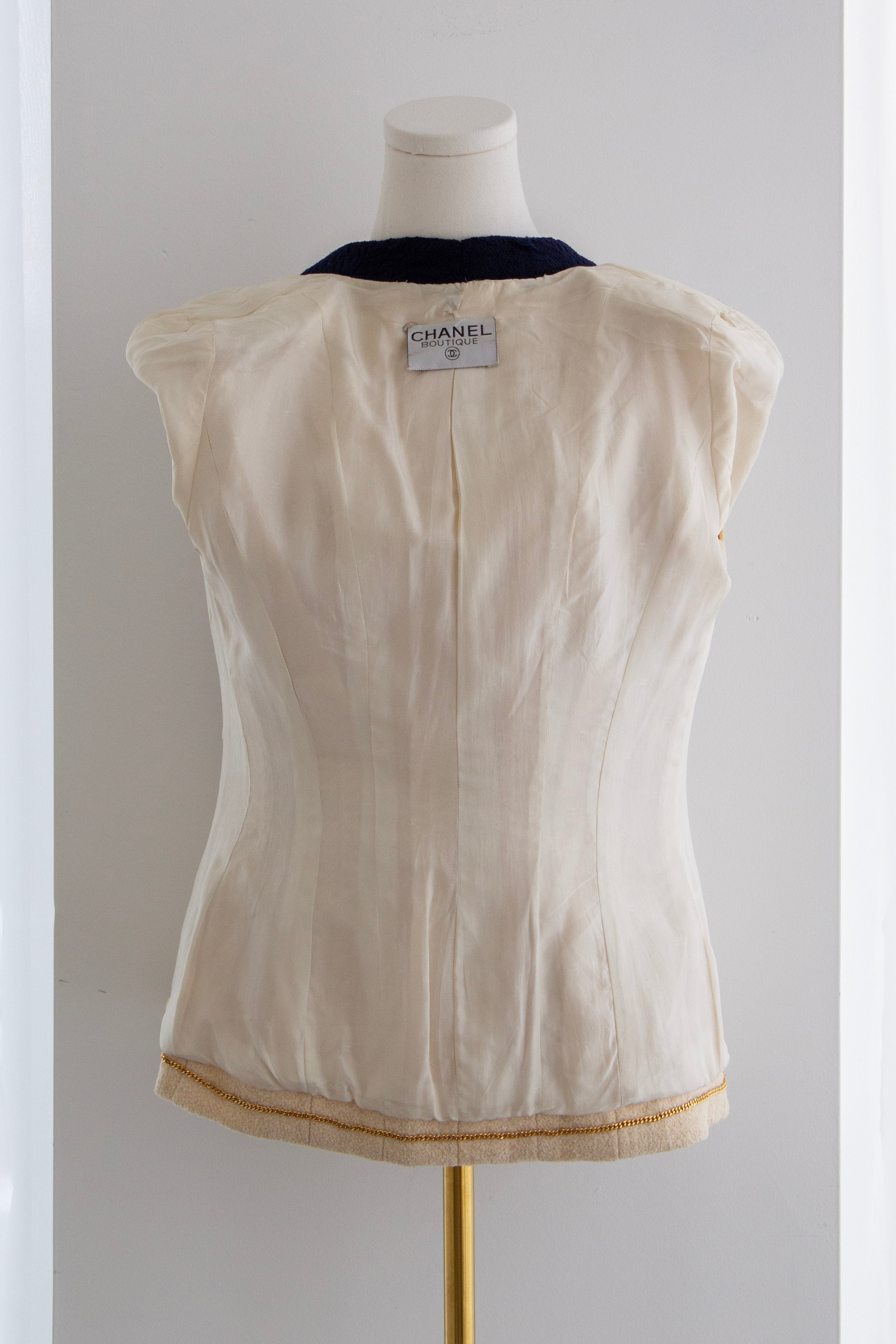 Chanel Vintage S/S 1992 Runway Cream Navy Lucite Gold Camellia Wool Jacket